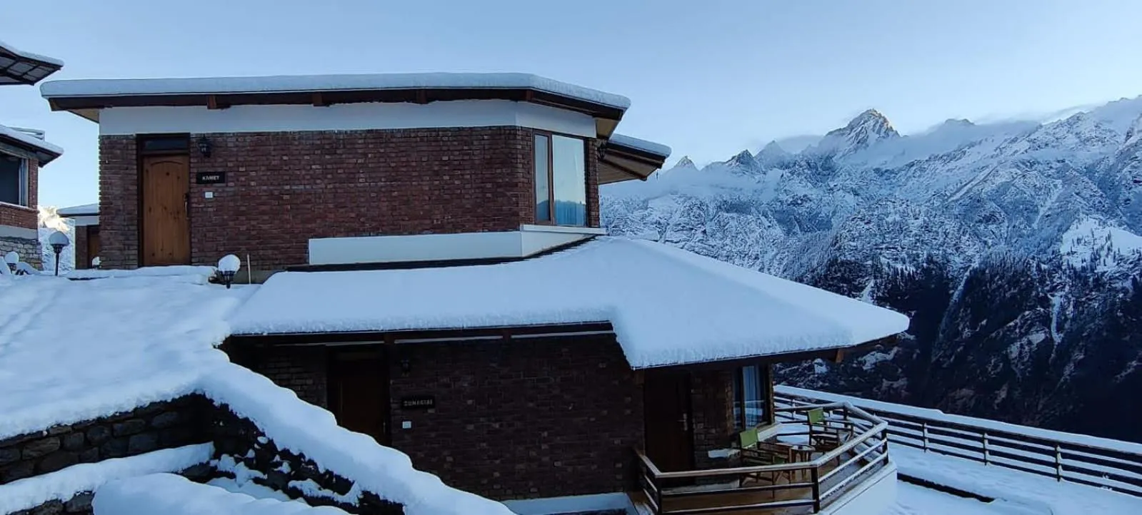 Property building in Casa Himalaya, Auli