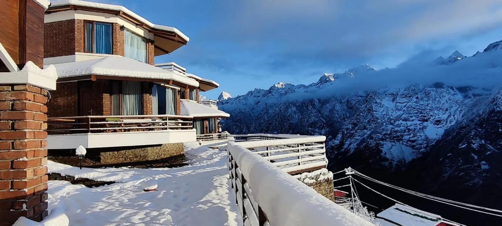 Property building in Casa Himalaya, Auli