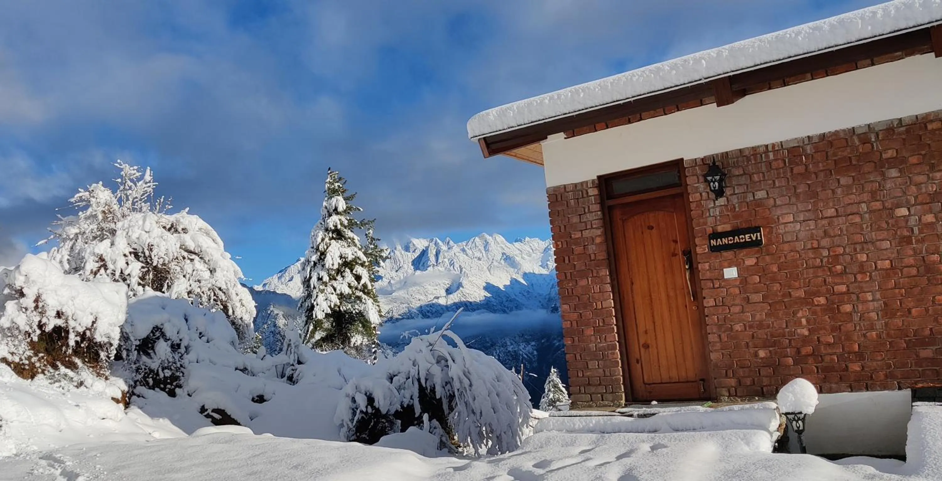 Property building in Casa Himalaya, Auli