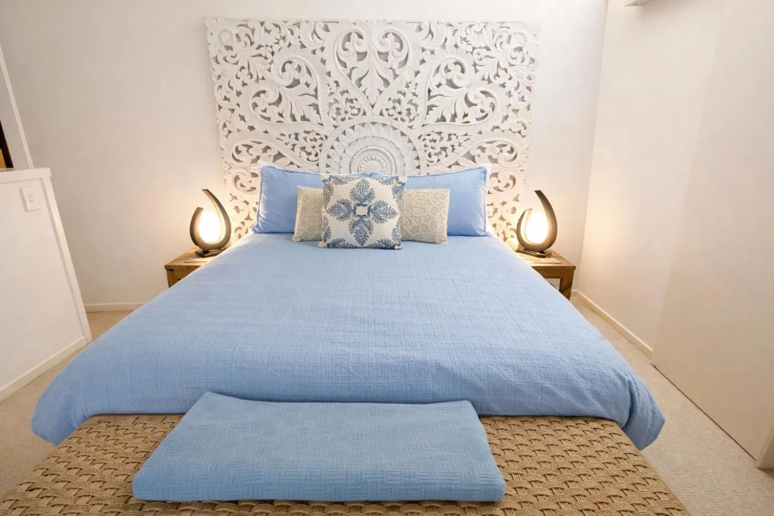 Bed in Taman Sari Sunshine Coast Romantic Pet-Friendly Hinterland Retreat