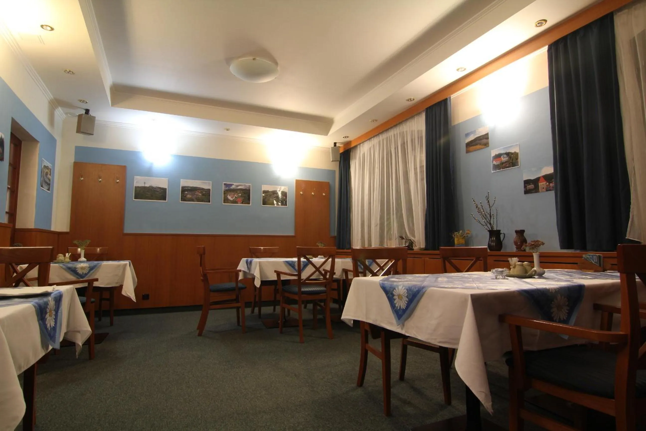 Restaurant/places to eat in Wellness Hotel Anna Nejdek