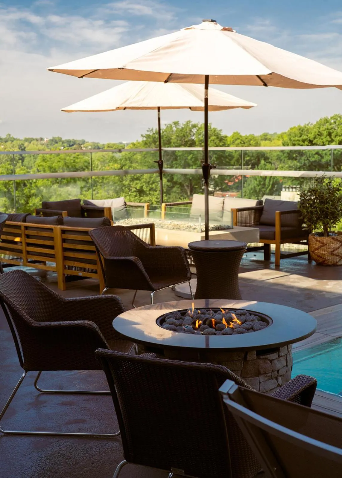 Swimming pool in The Fontaine