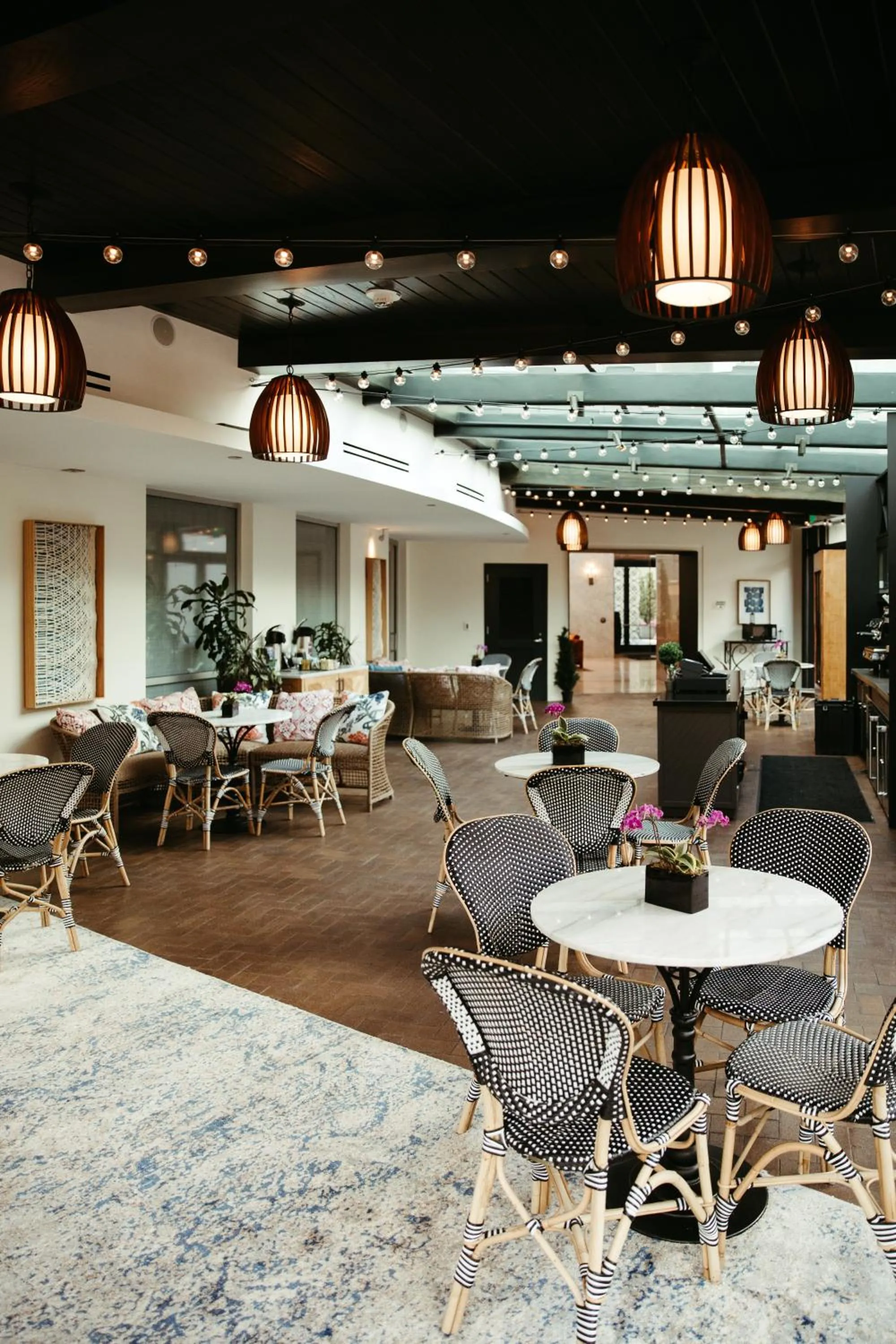 Restaurant/places to eat in The Fontaine