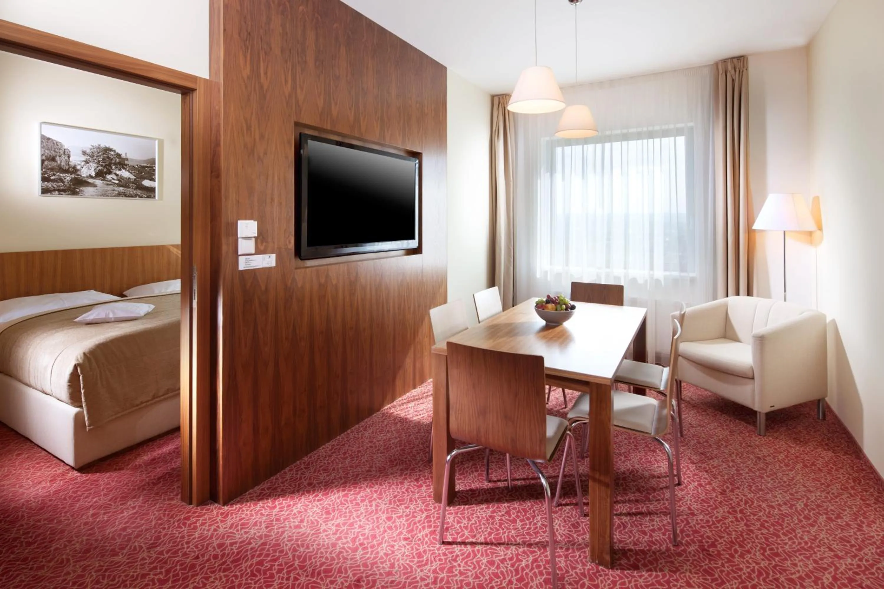 Dining area, Bed in Clarion Congress Hotel České Budějovice