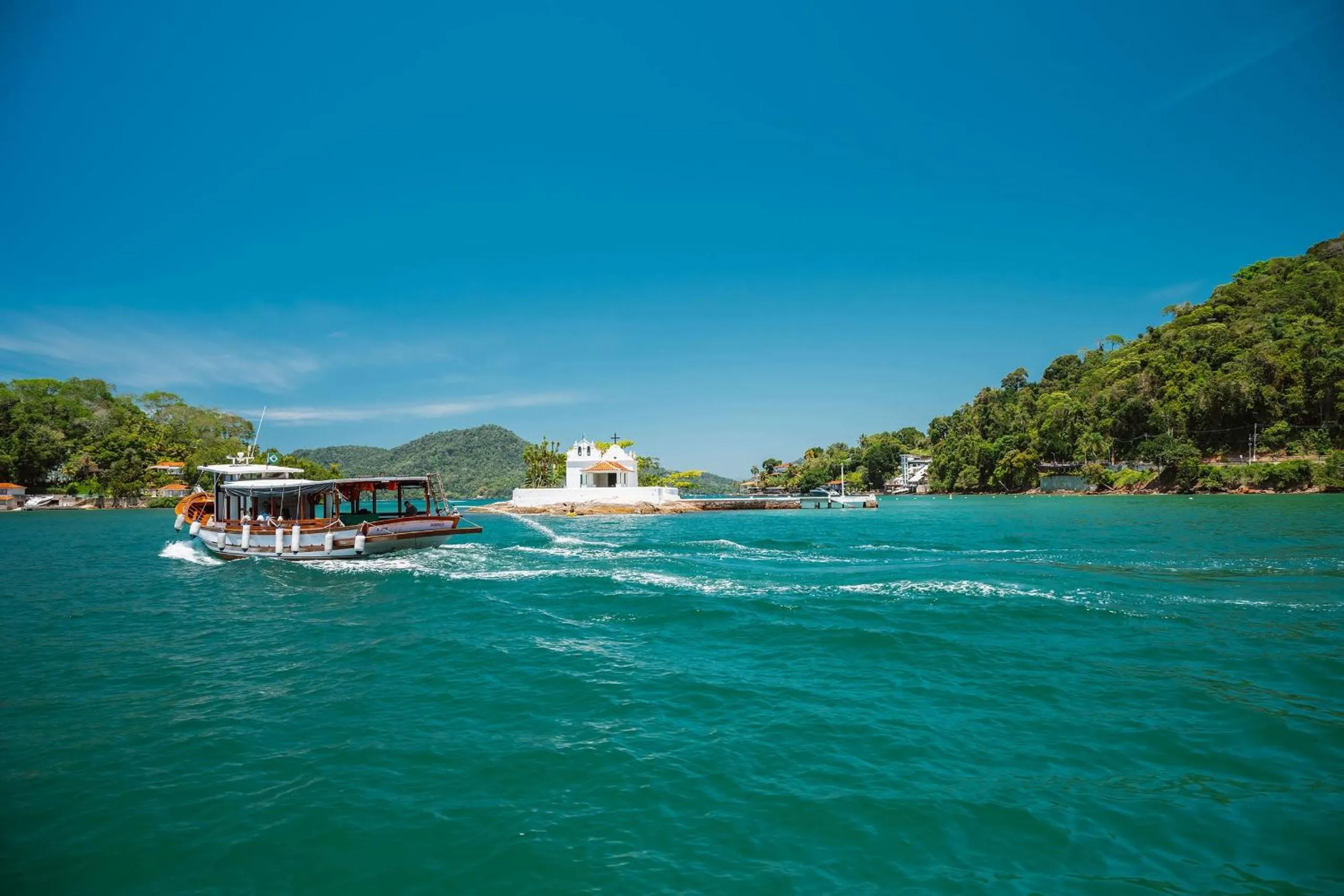 Beach in Angra Beach Hotel