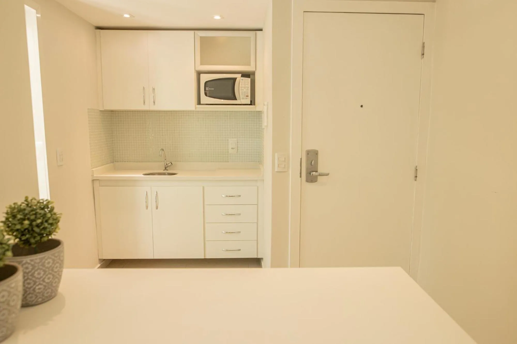 Kitchen or kitchenette in Angra Beach Hotel