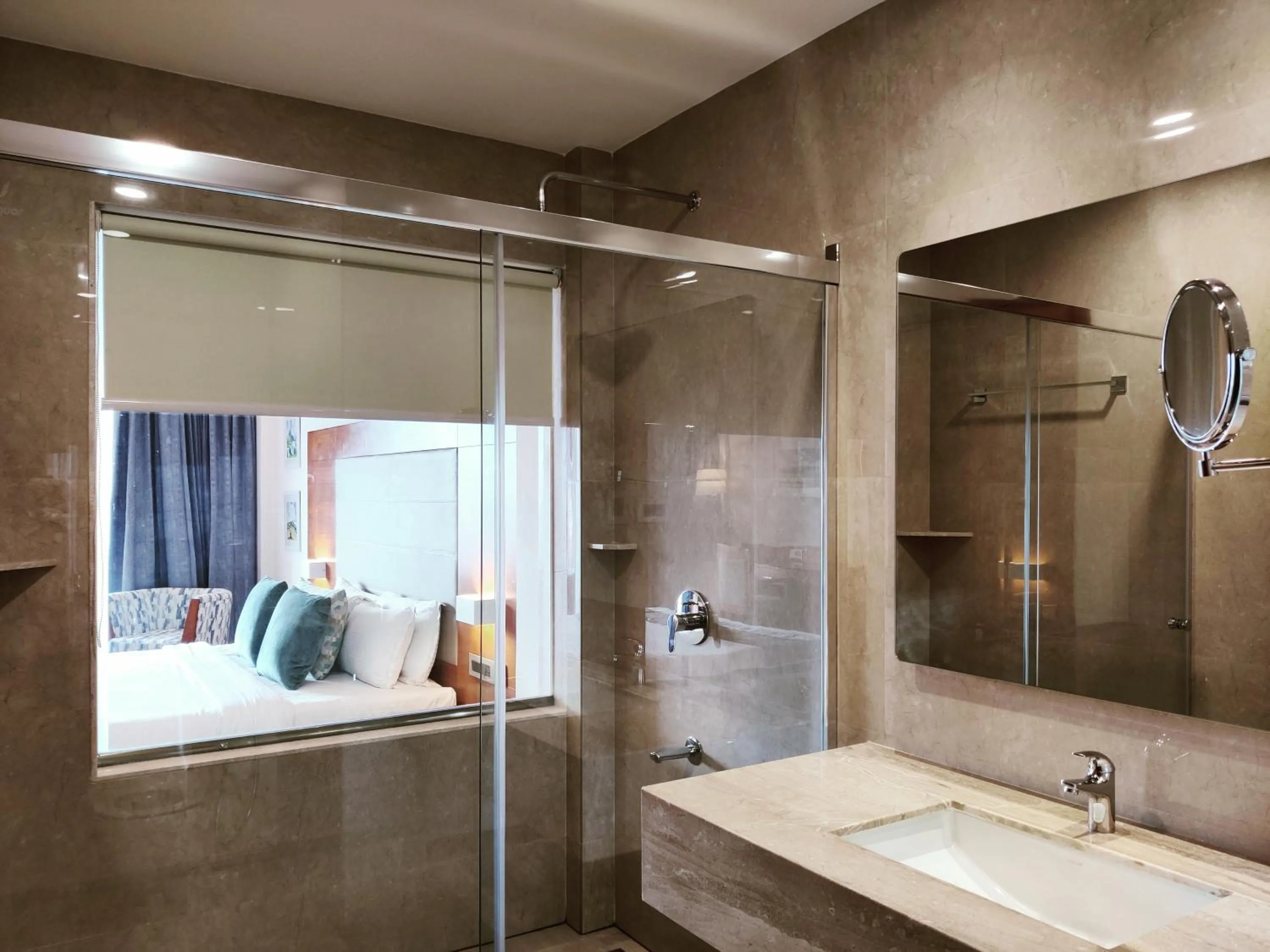 Toilet in Vibe Munnar Resort & Spa