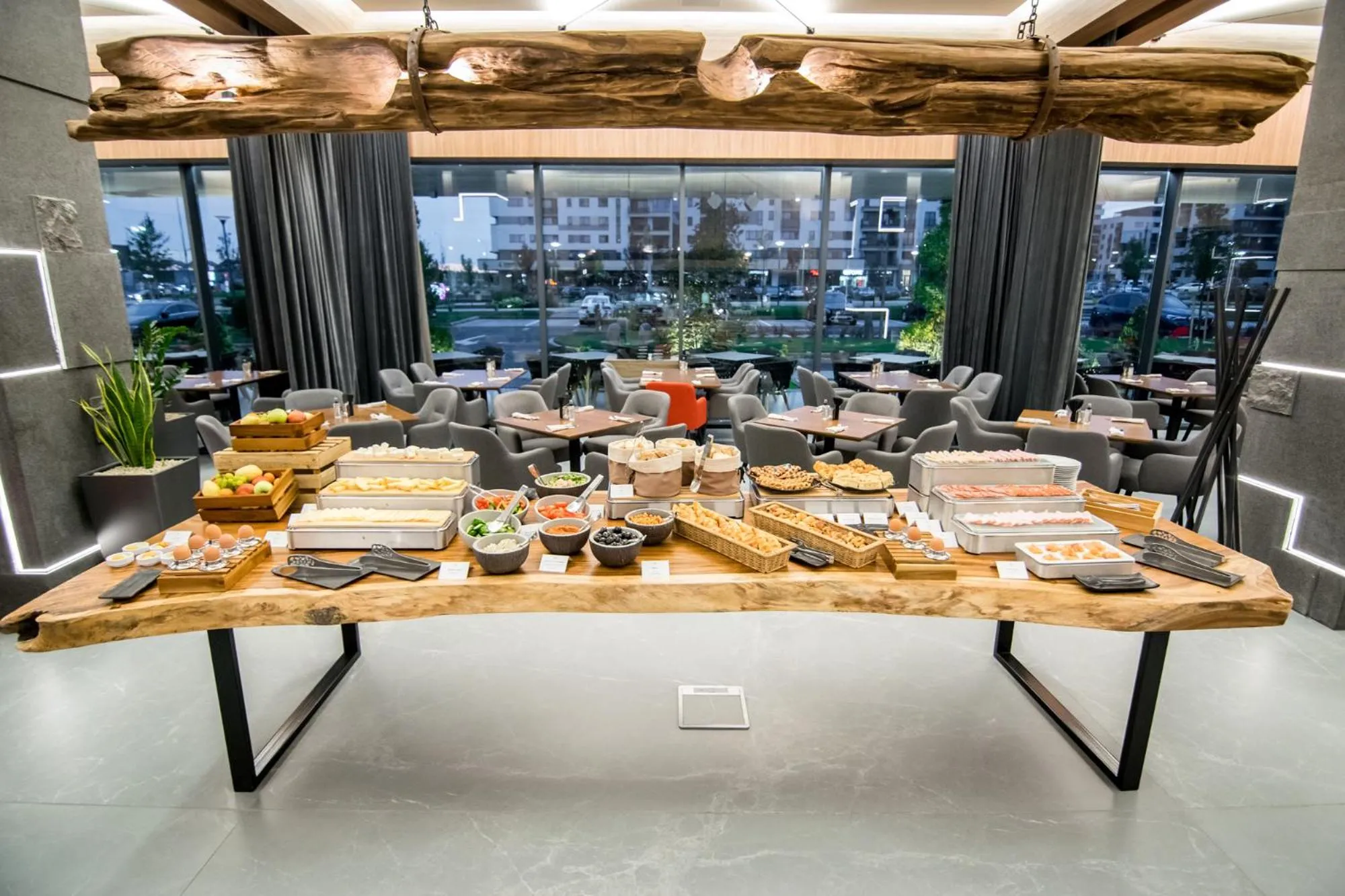 Breakfast in The Alley by Kanopian