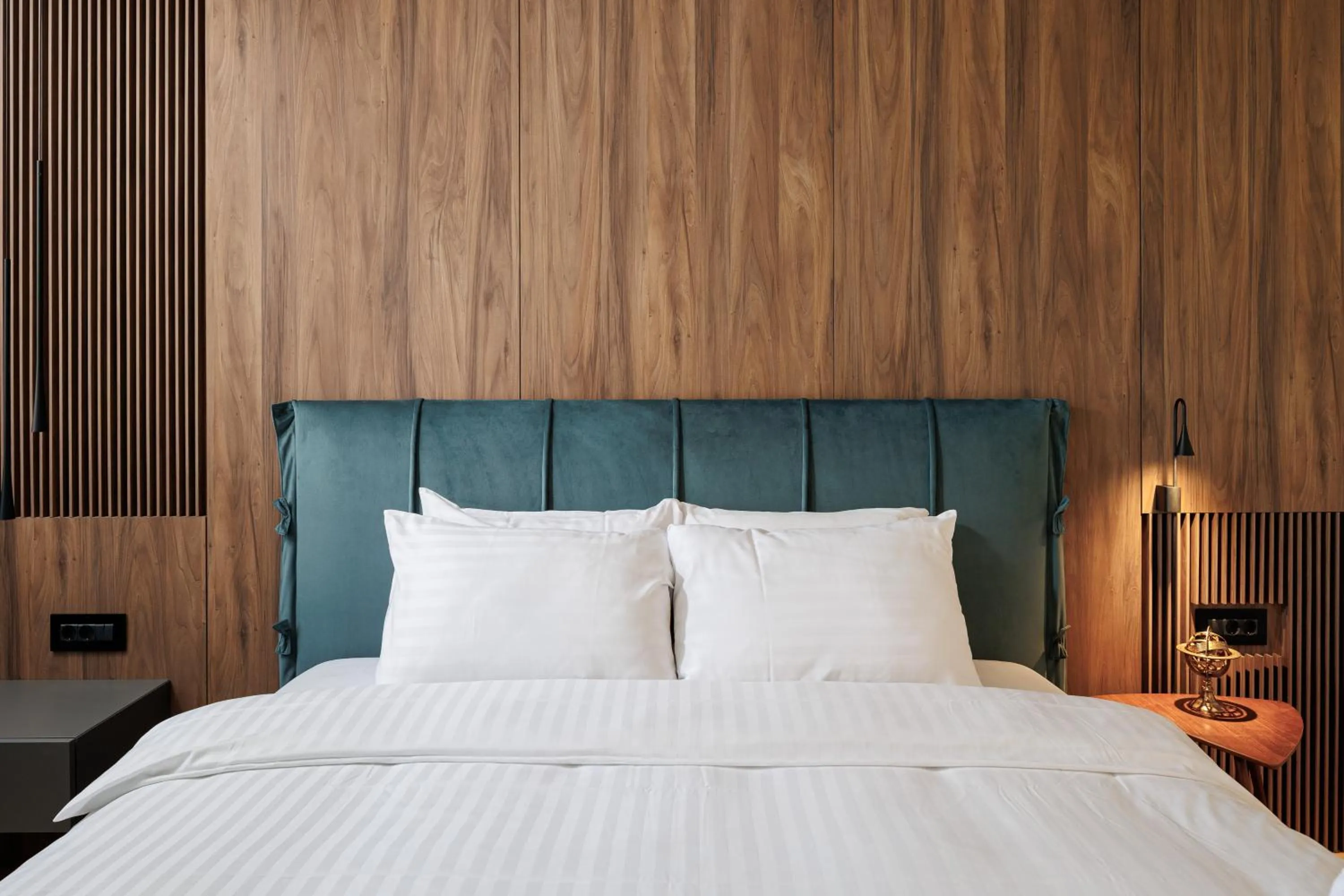 Bed in The Alley by Kanopian