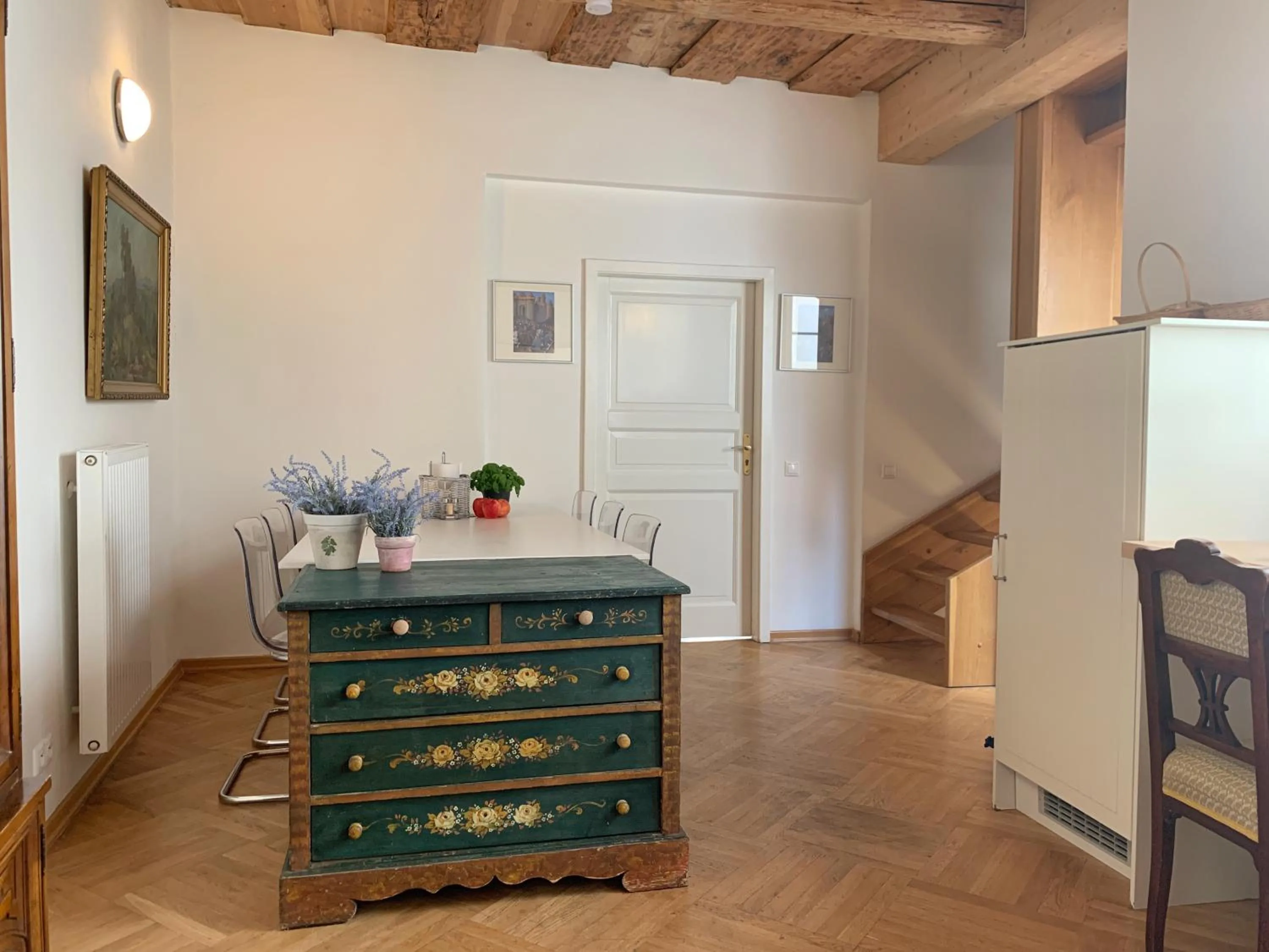 Kitchen or kitchenette in Small Luxury Palace Residence