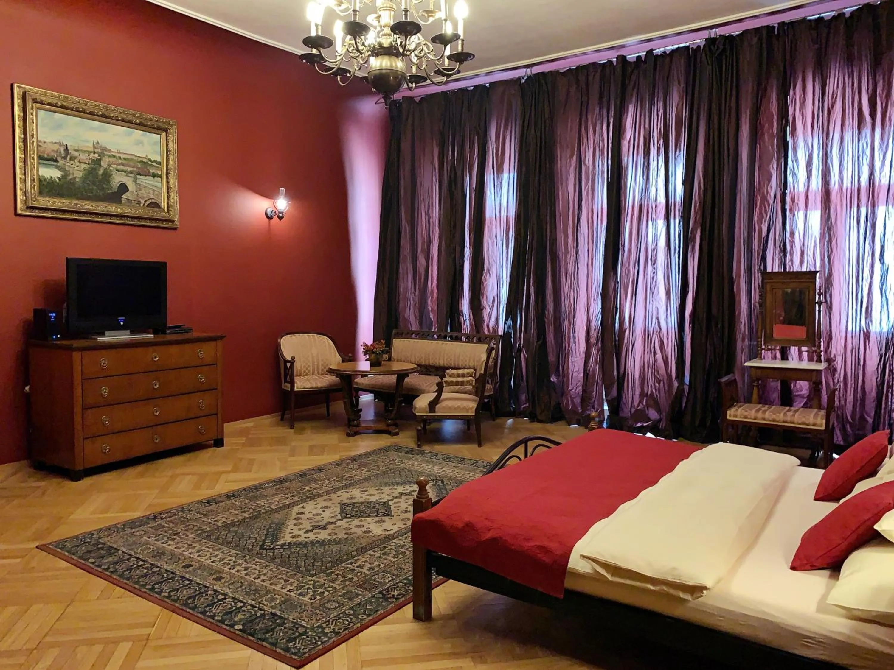 Bed in Small Luxury Palace Residence