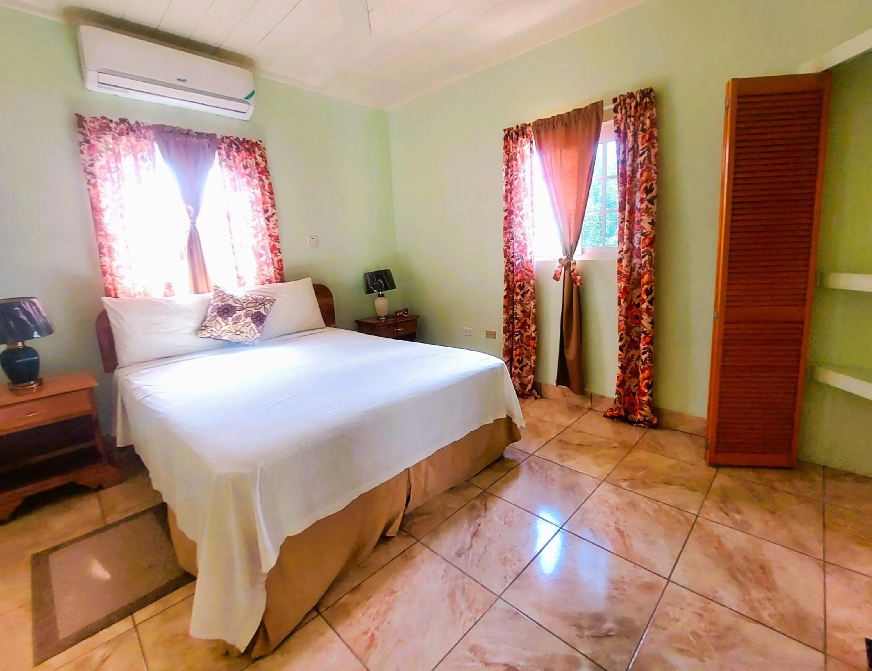 Bed in Stoney Gate Cottages