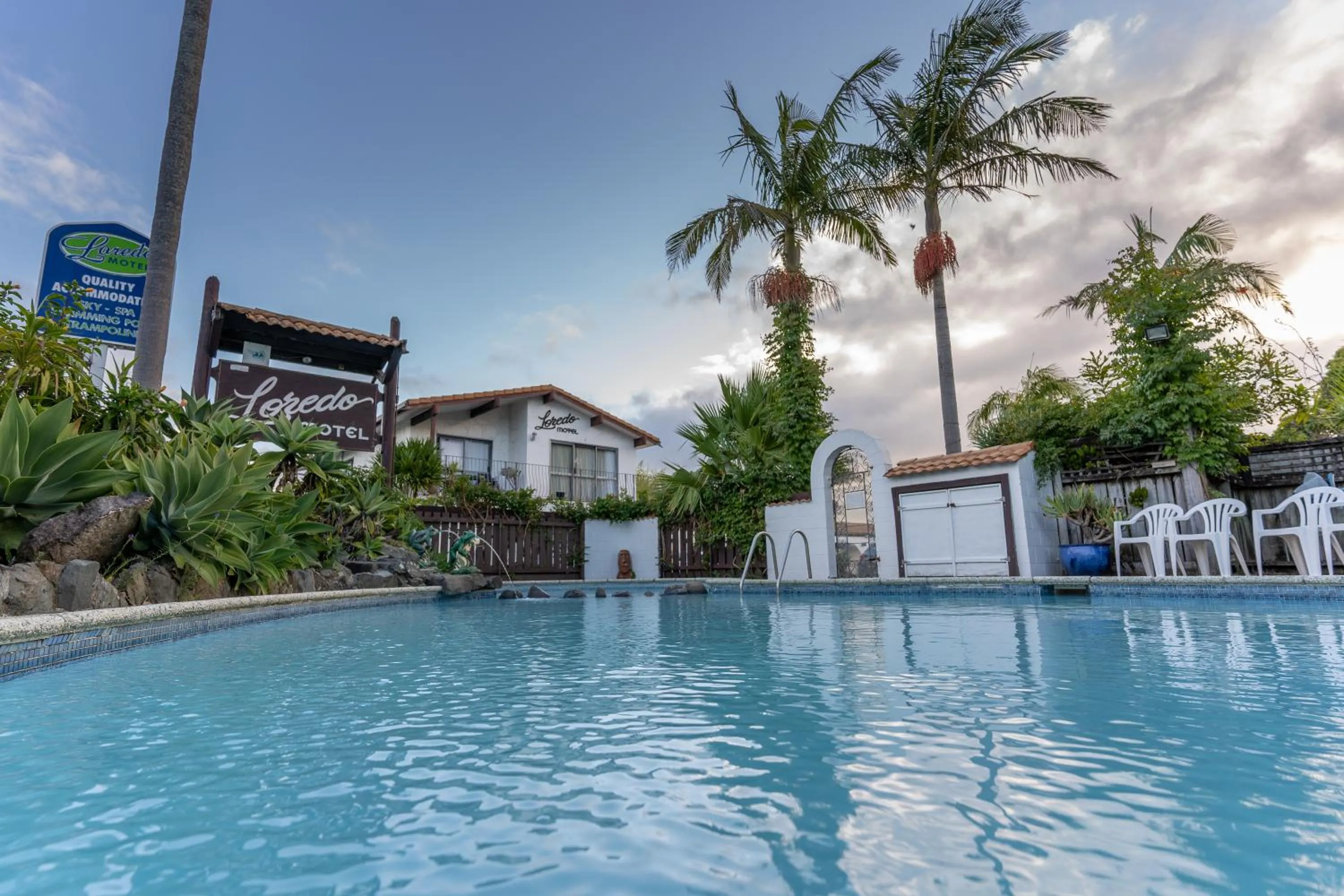 Property building in Loredo Motel