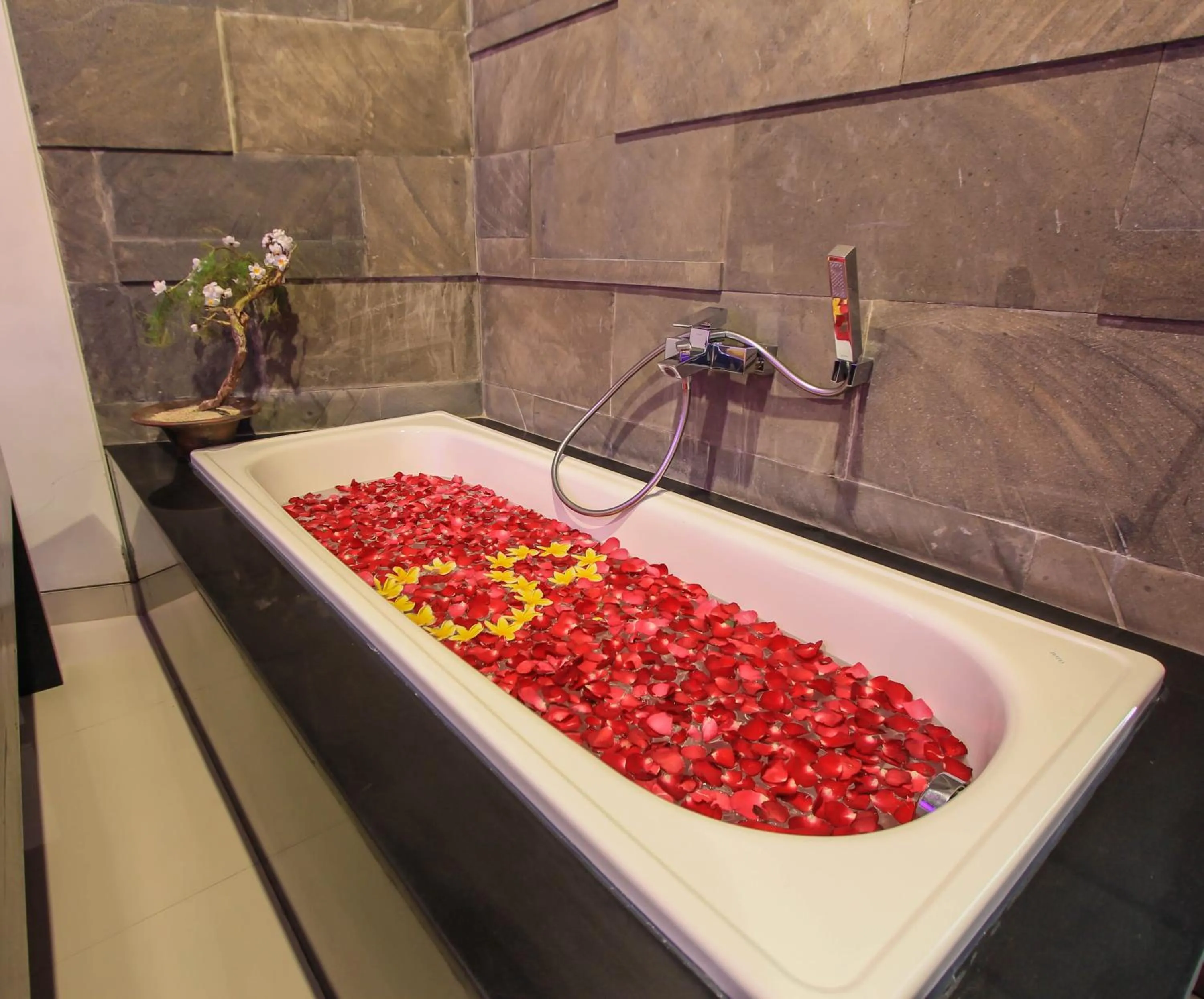 Massage in Samaja Villas Seminyak