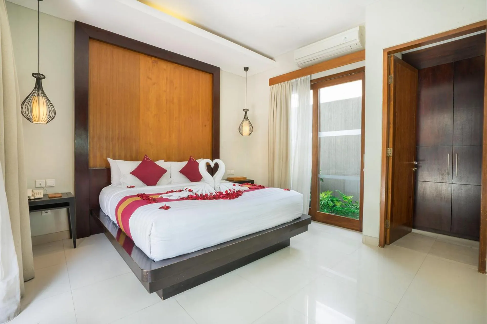 Bedroom, Bed in Samaja Villas Seminyak