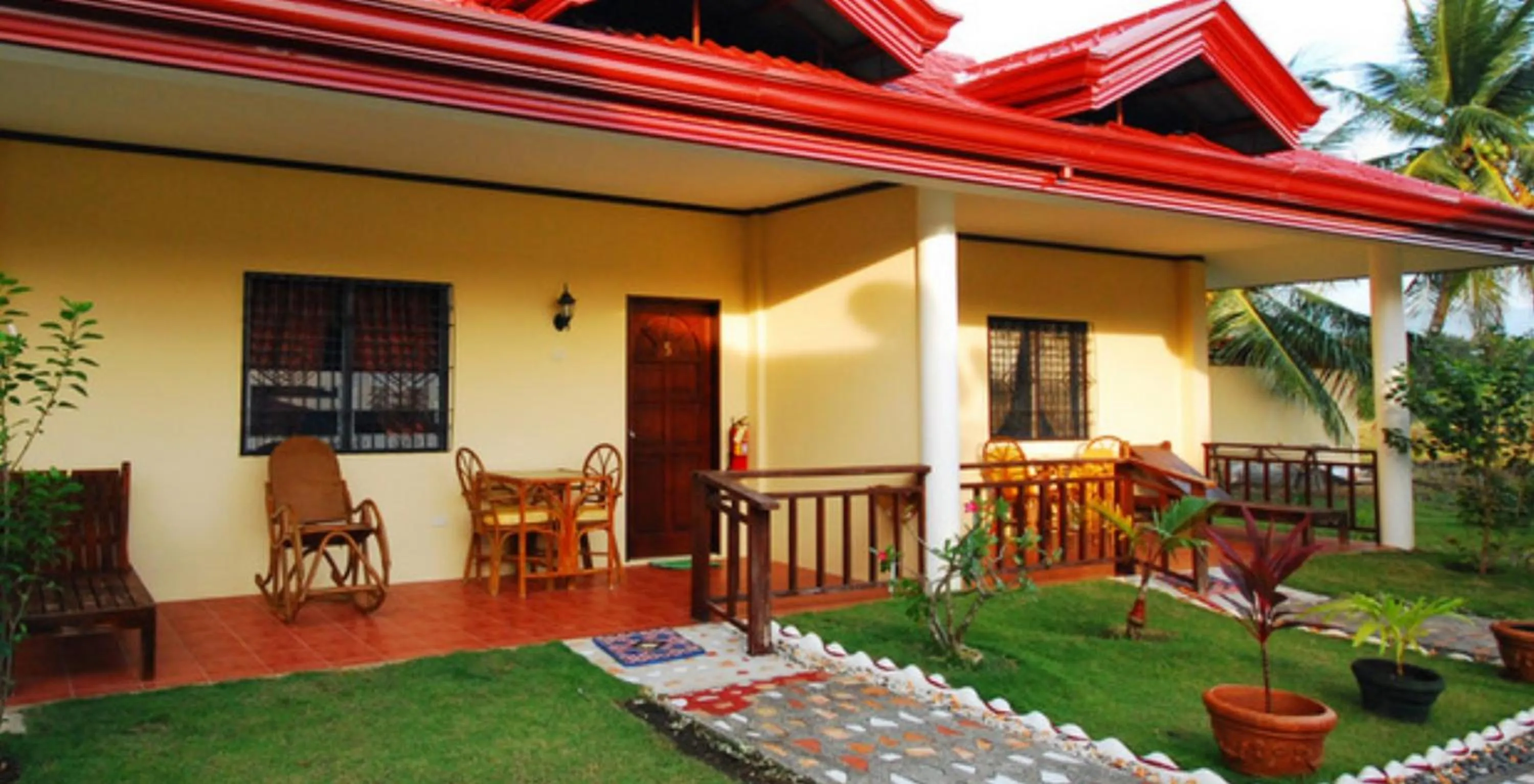 Facade/entrance in Bonita Oasis Beach Resort