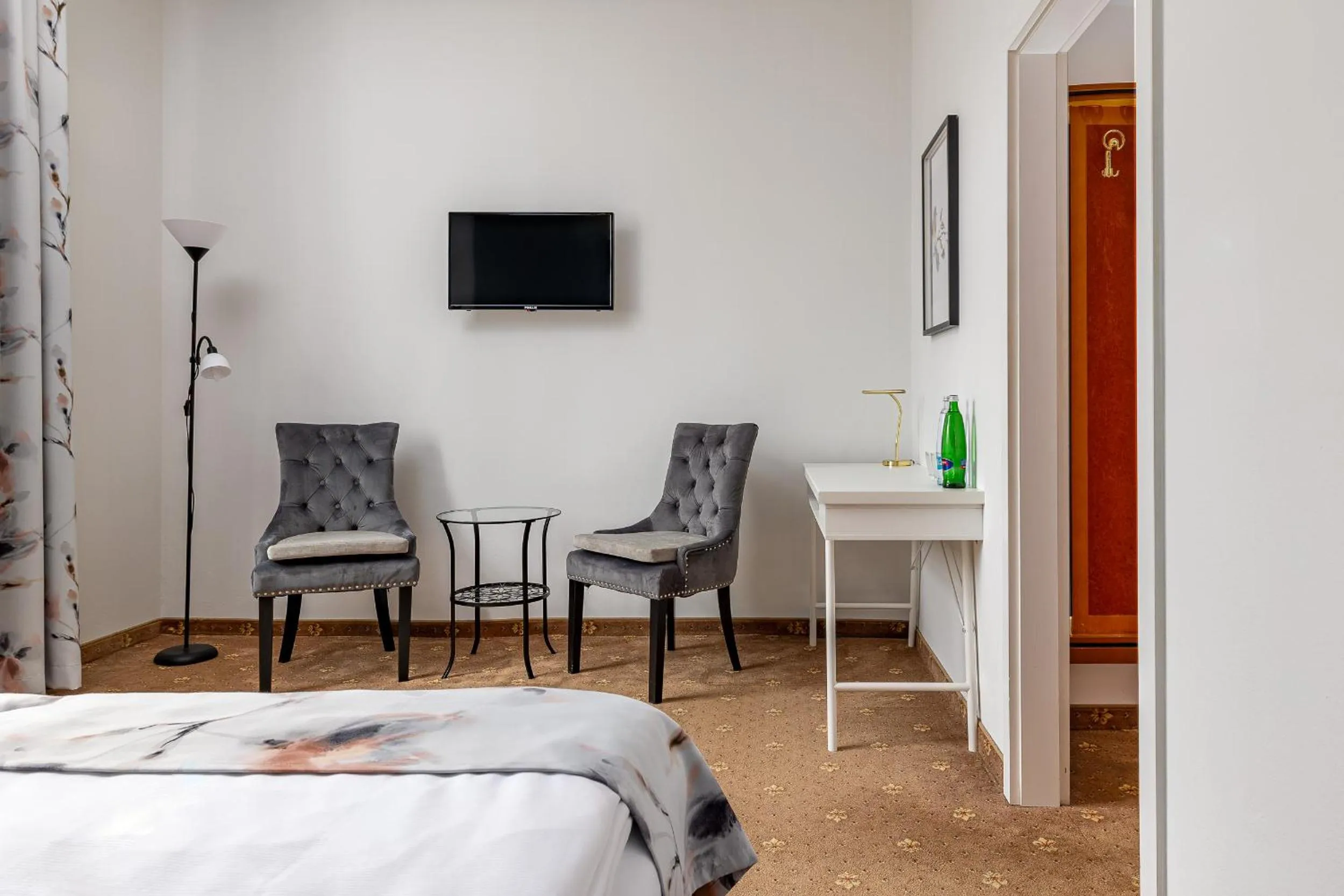 TV and multimedia, Bed in Spa & Wellness Hotel Silva