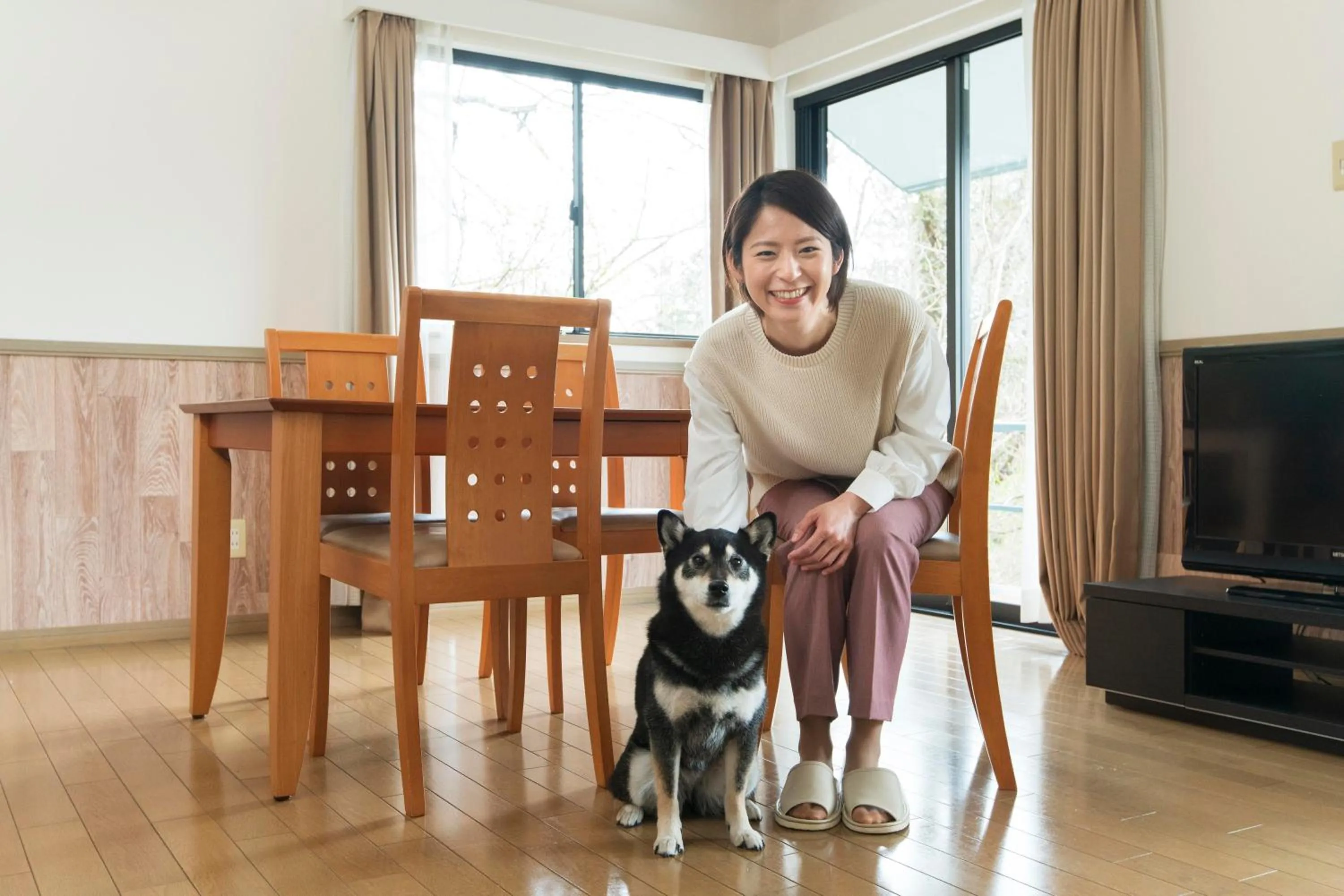 People in Izu-Kogen Wan Wan Paradise Hotel & Cottage