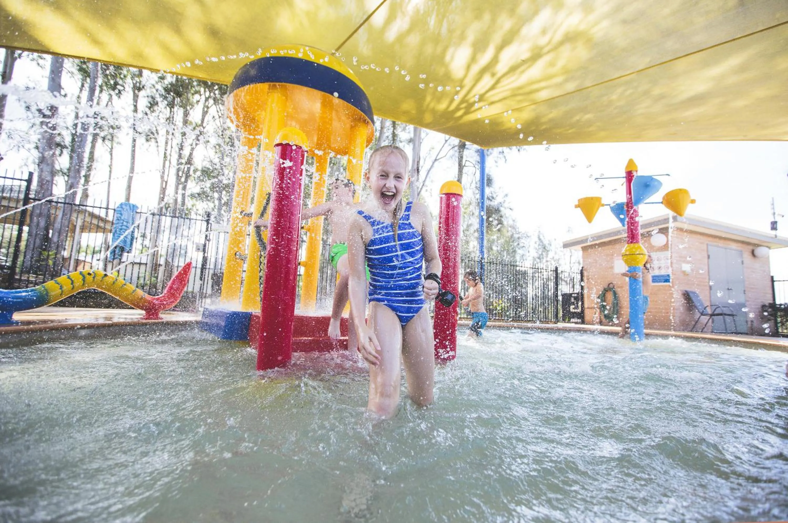 Swimming pool in BIG4 Karuah Jetty Holiday Park