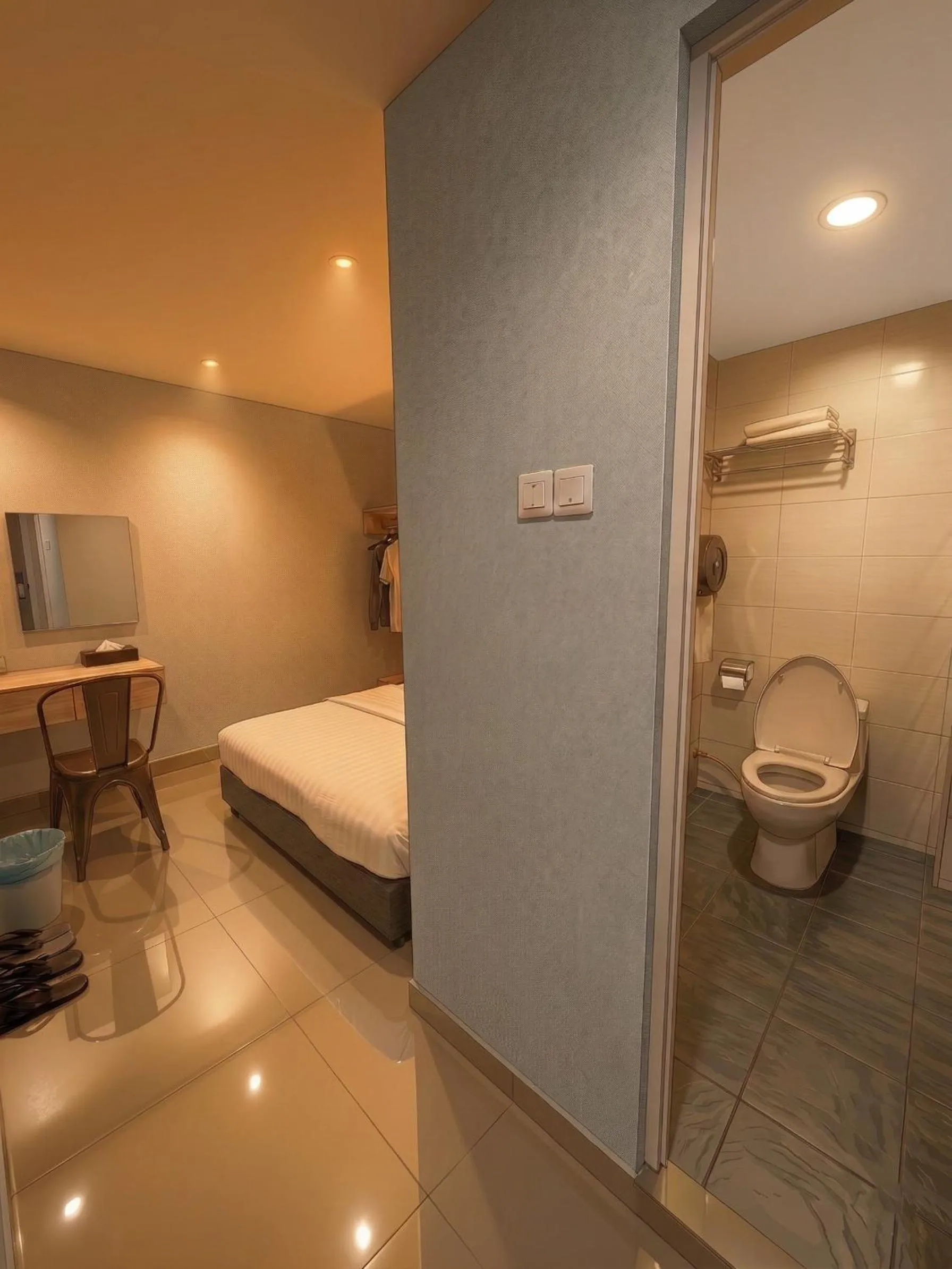 Photo of the whole room, Bed in De UPTOWN Hotel @ Damansara Uptown