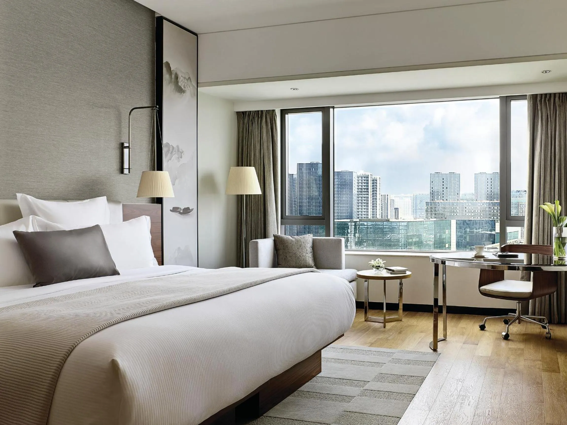 Photo of the whole room, Bed in Langham Place, Ningbo Culture Plaza