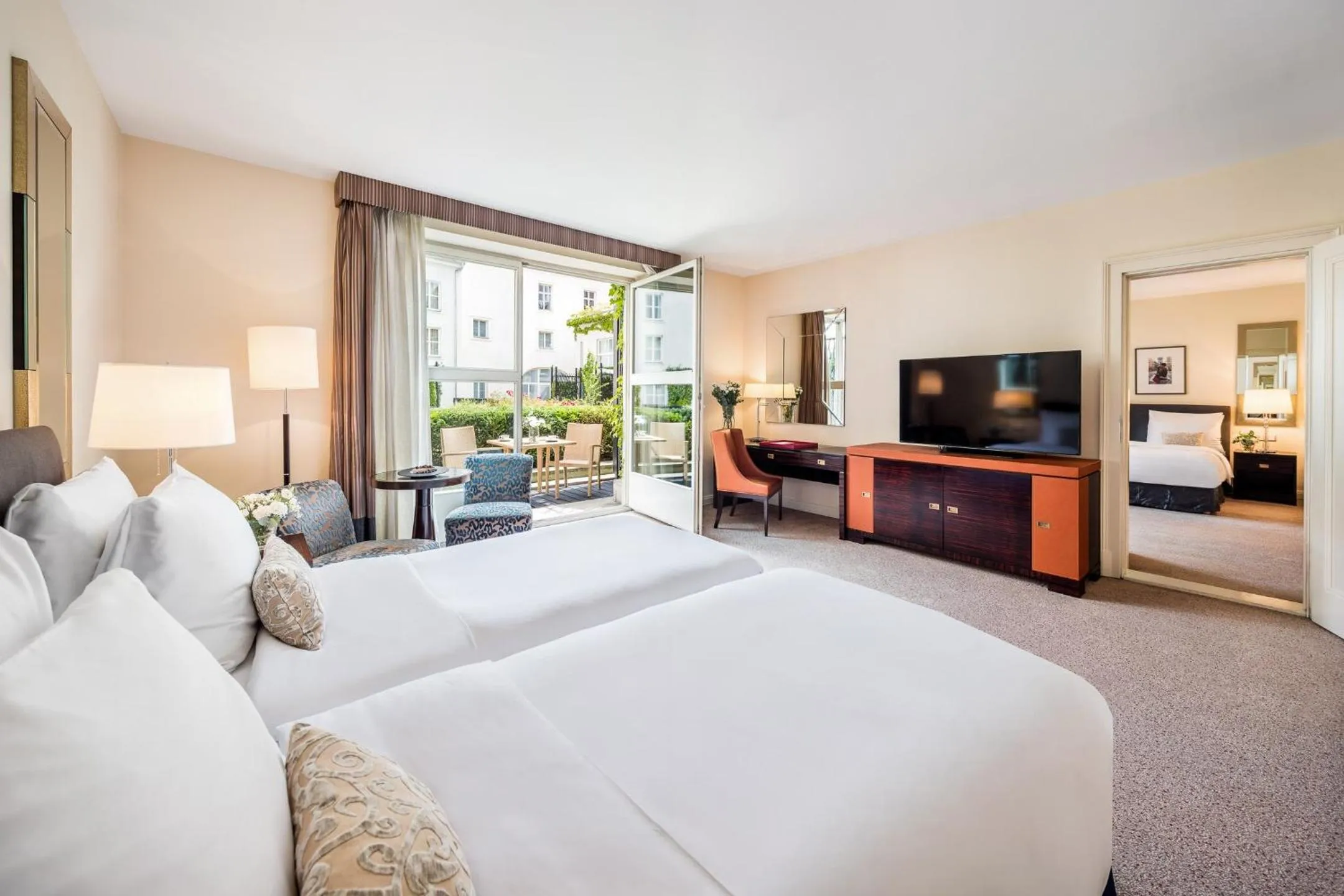 Balcony/Terrace, Bed in Mandarin Oriental, Prague