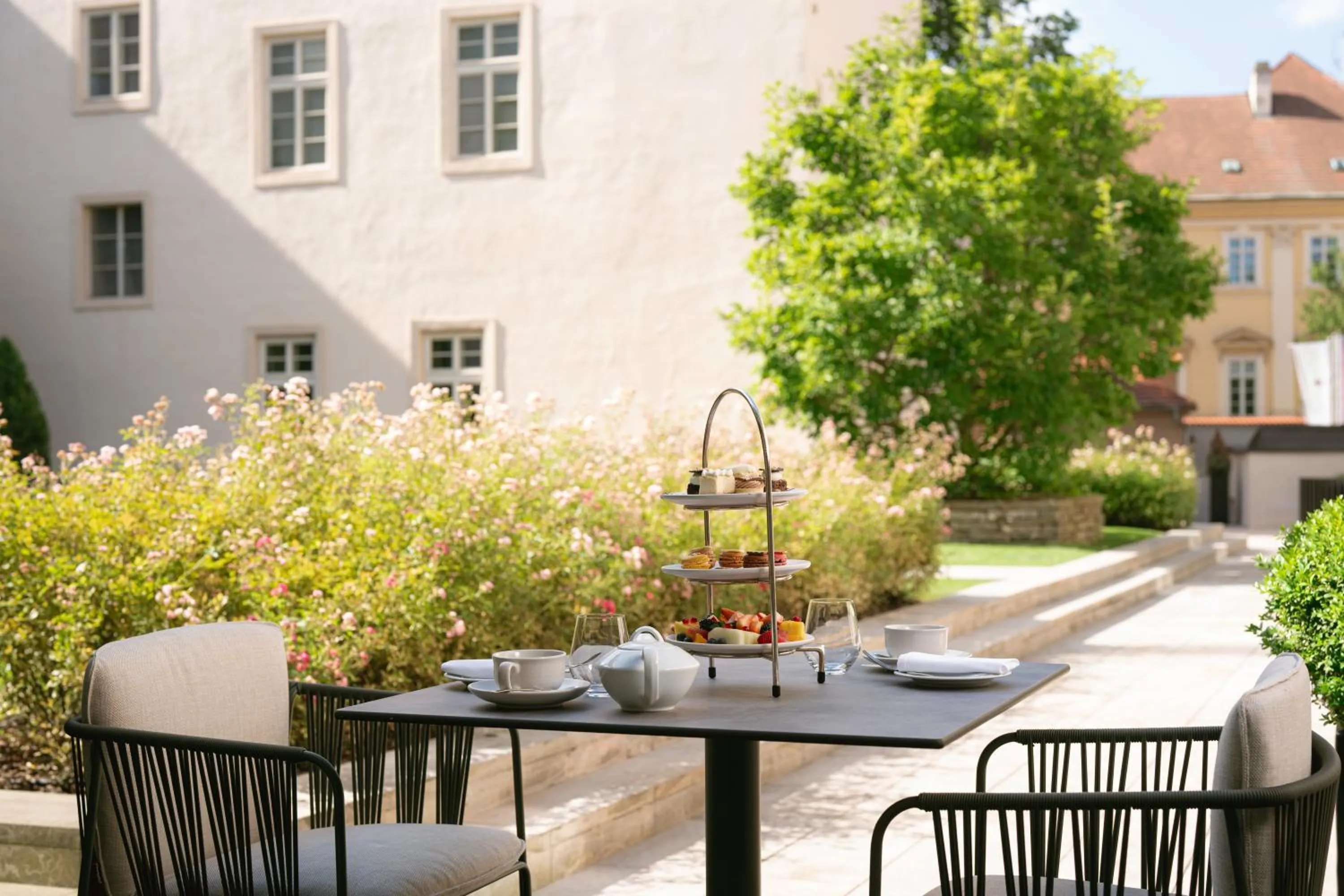 Garden in Mandarin Oriental, Prague