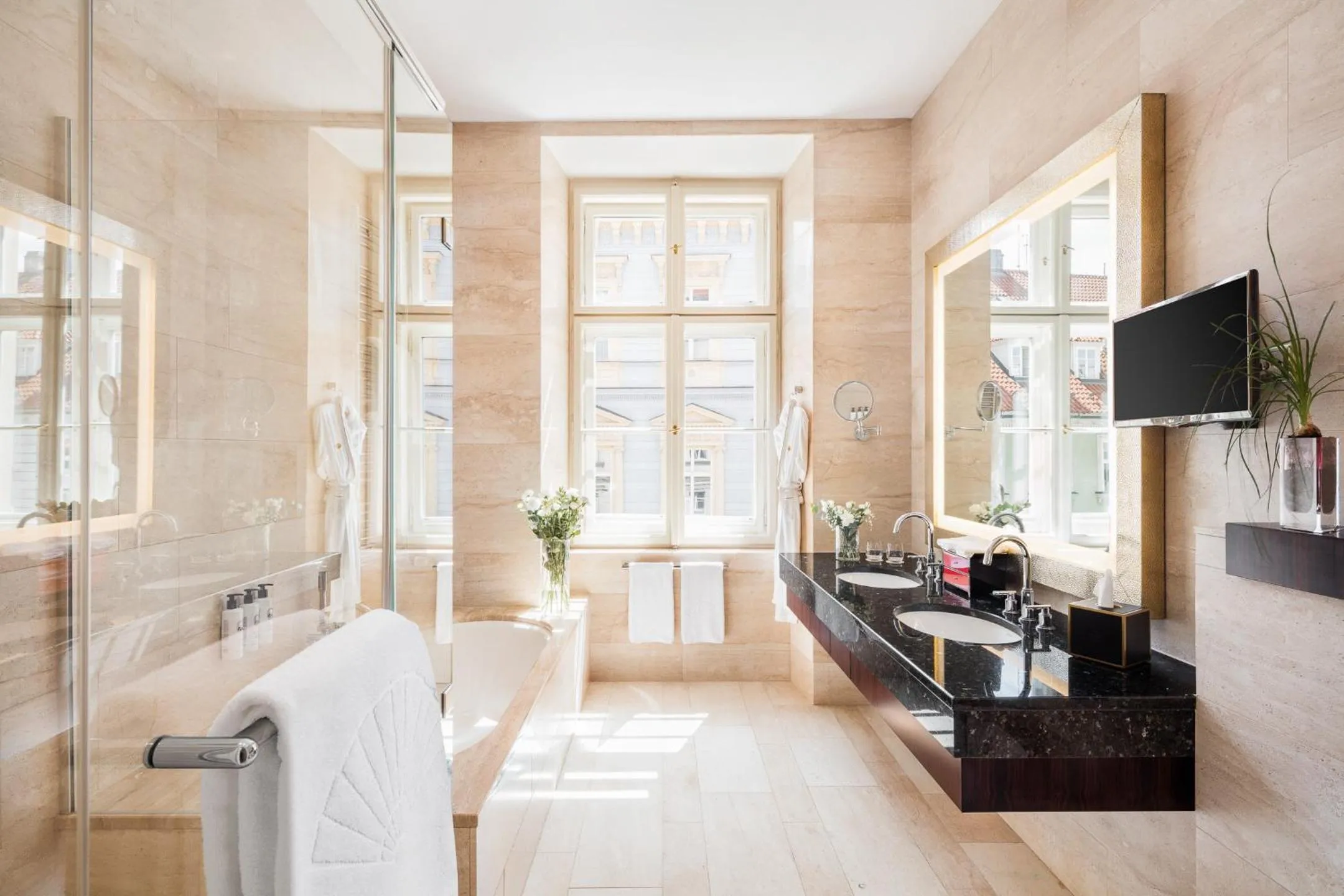 Photo of the whole room in Mandarin Oriental, Prague