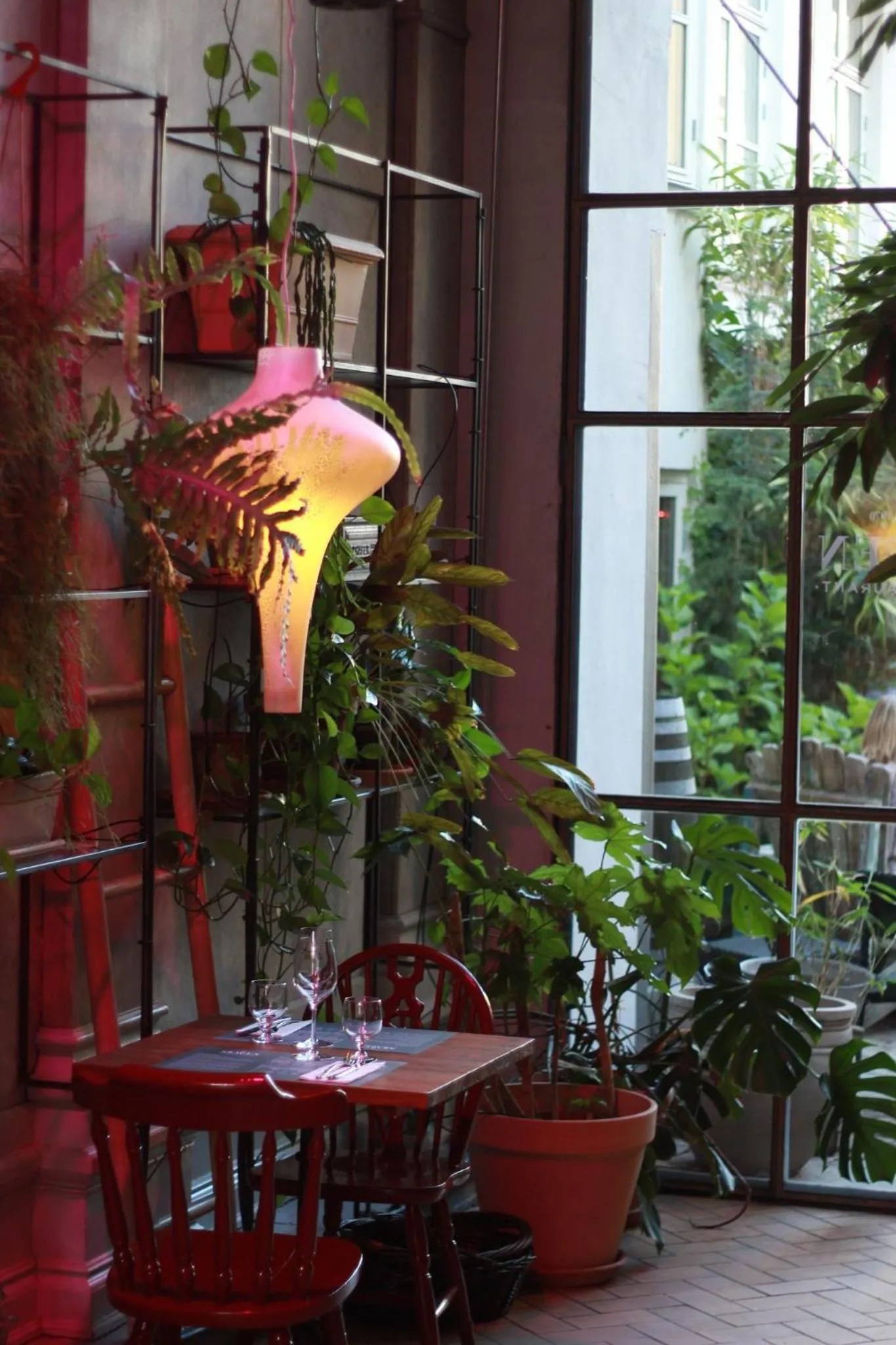 Decorative detail in Babette Guldsmeden