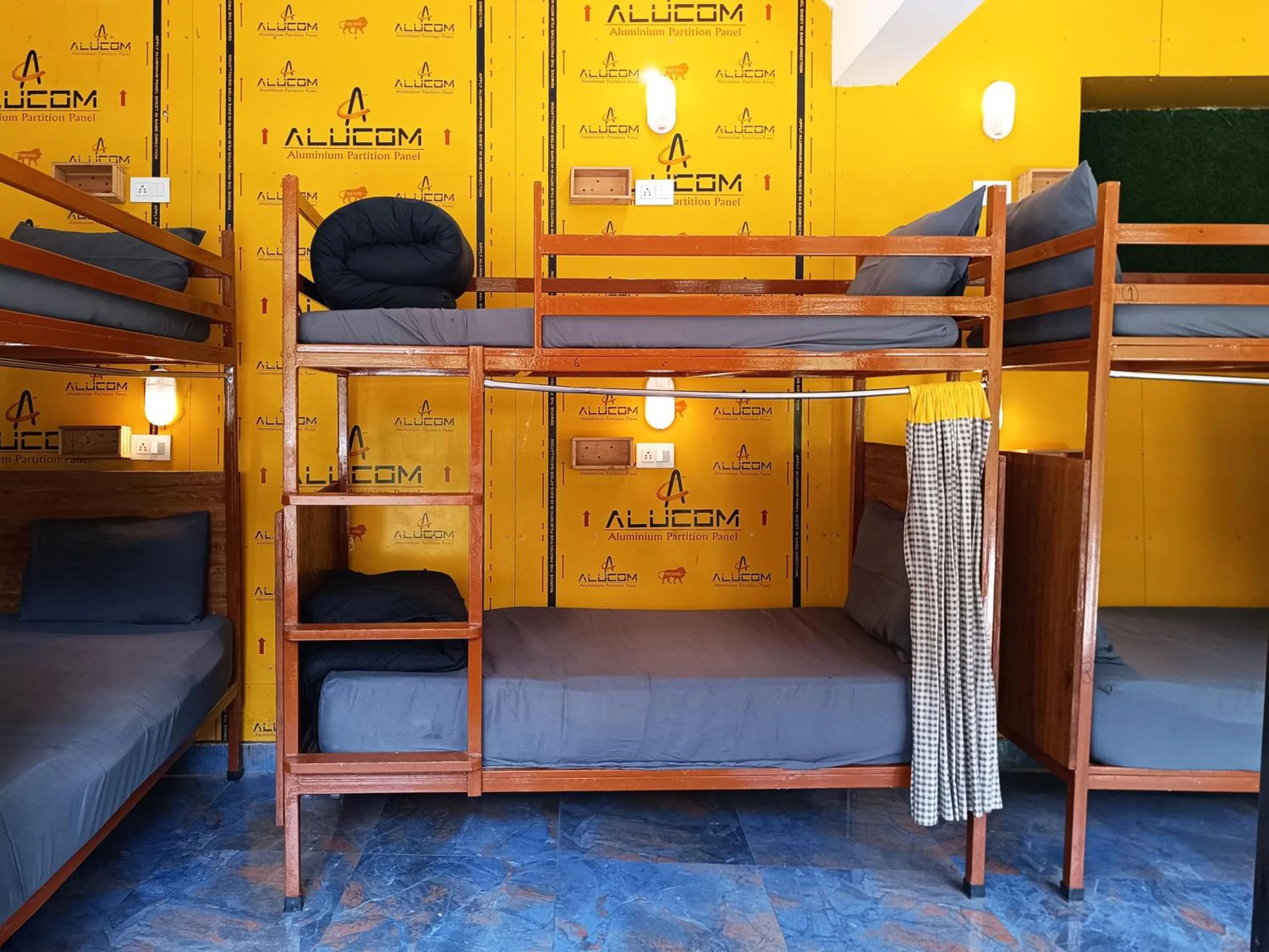 Bed in The Hosteller Mussoorie By the Streamside, Kempty