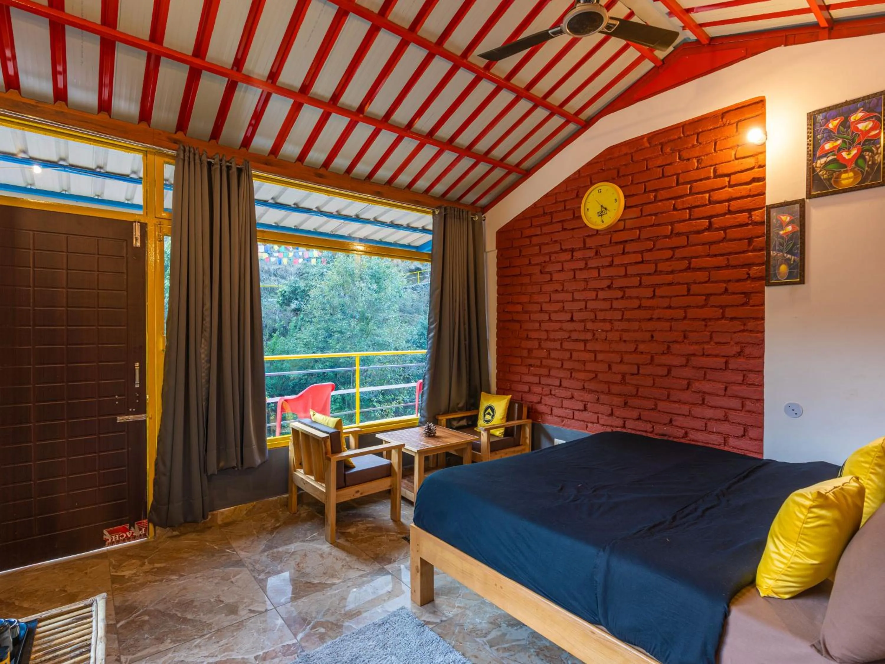 Balcony/Terrace in The Hosteller Mussoorie By the Streamside, Kempty