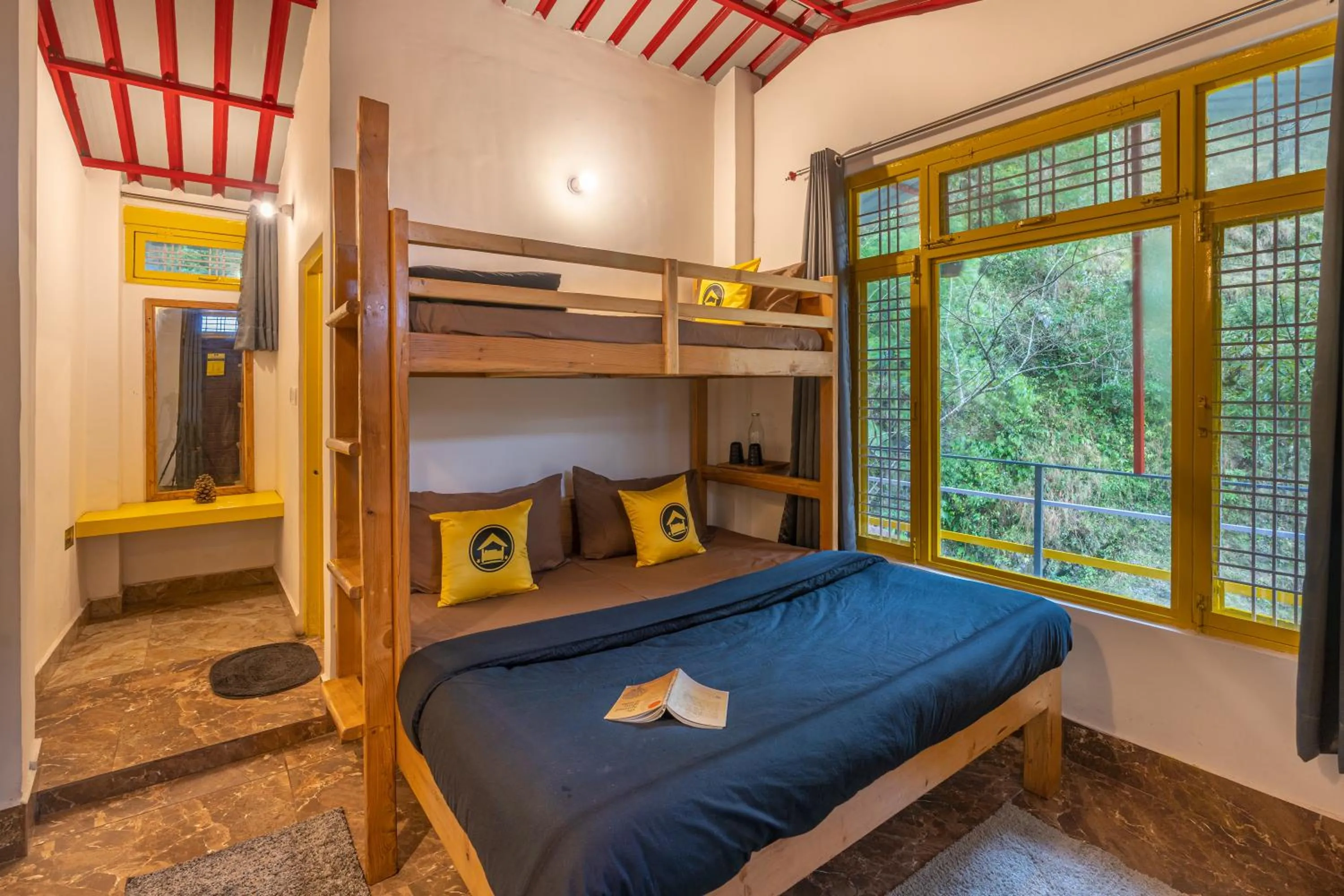 Photo of the whole room, Bed in The Hosteller Mussoorie By the Streamside, Kempty