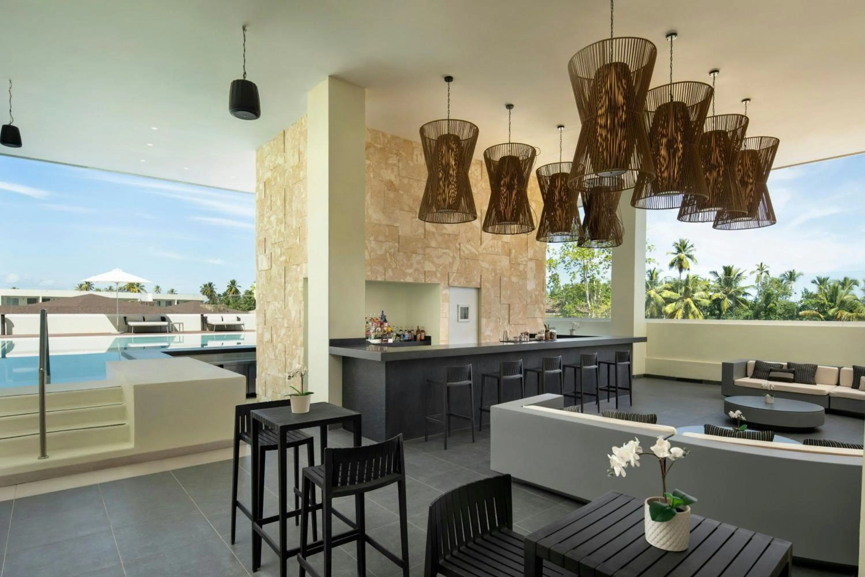 Lounge or bar in Temptation Grand Miches Resort - All Inclusive - Couples Only