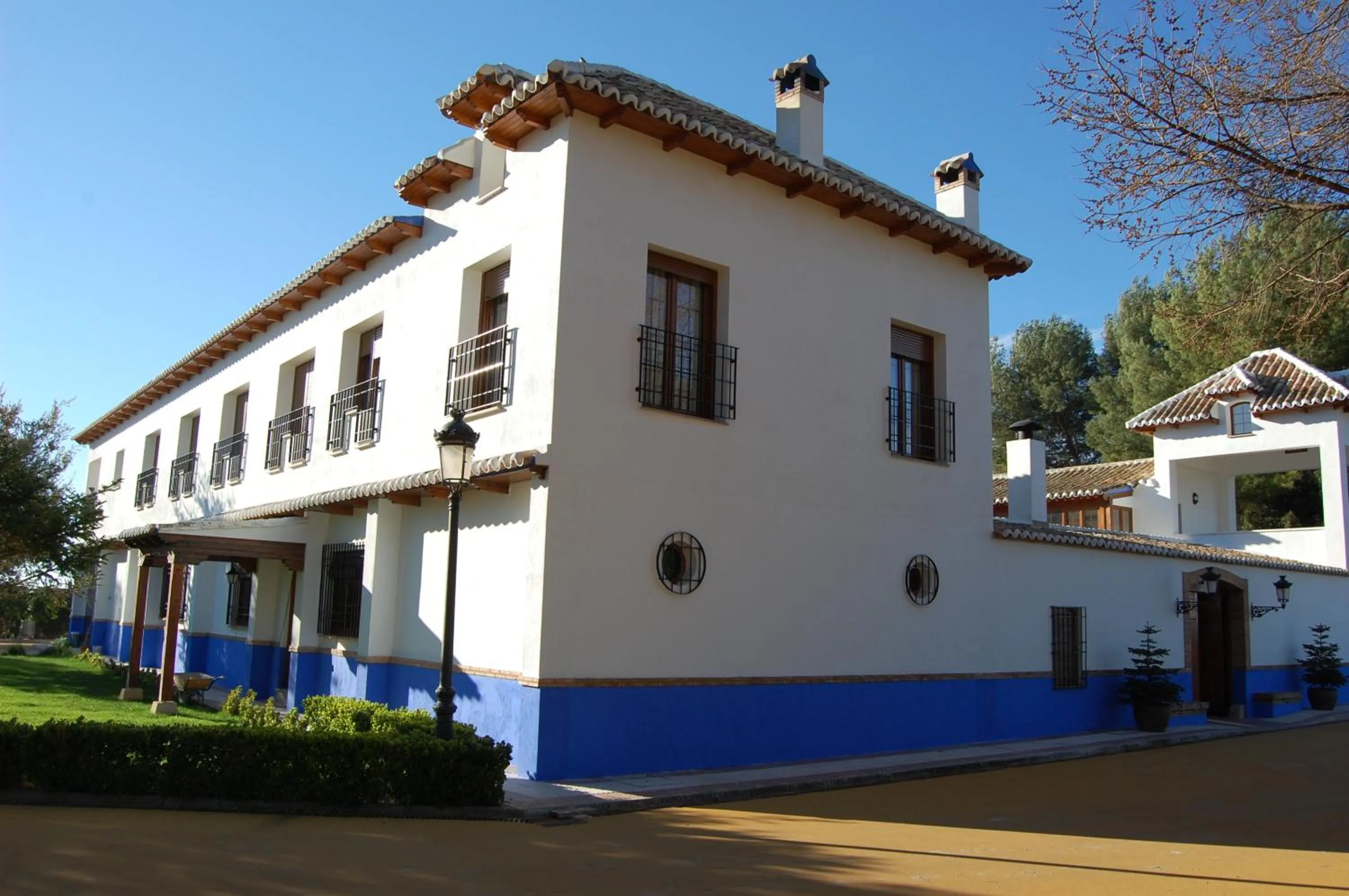 Facade/entrance in Hotel El Cortijo de Daimiel