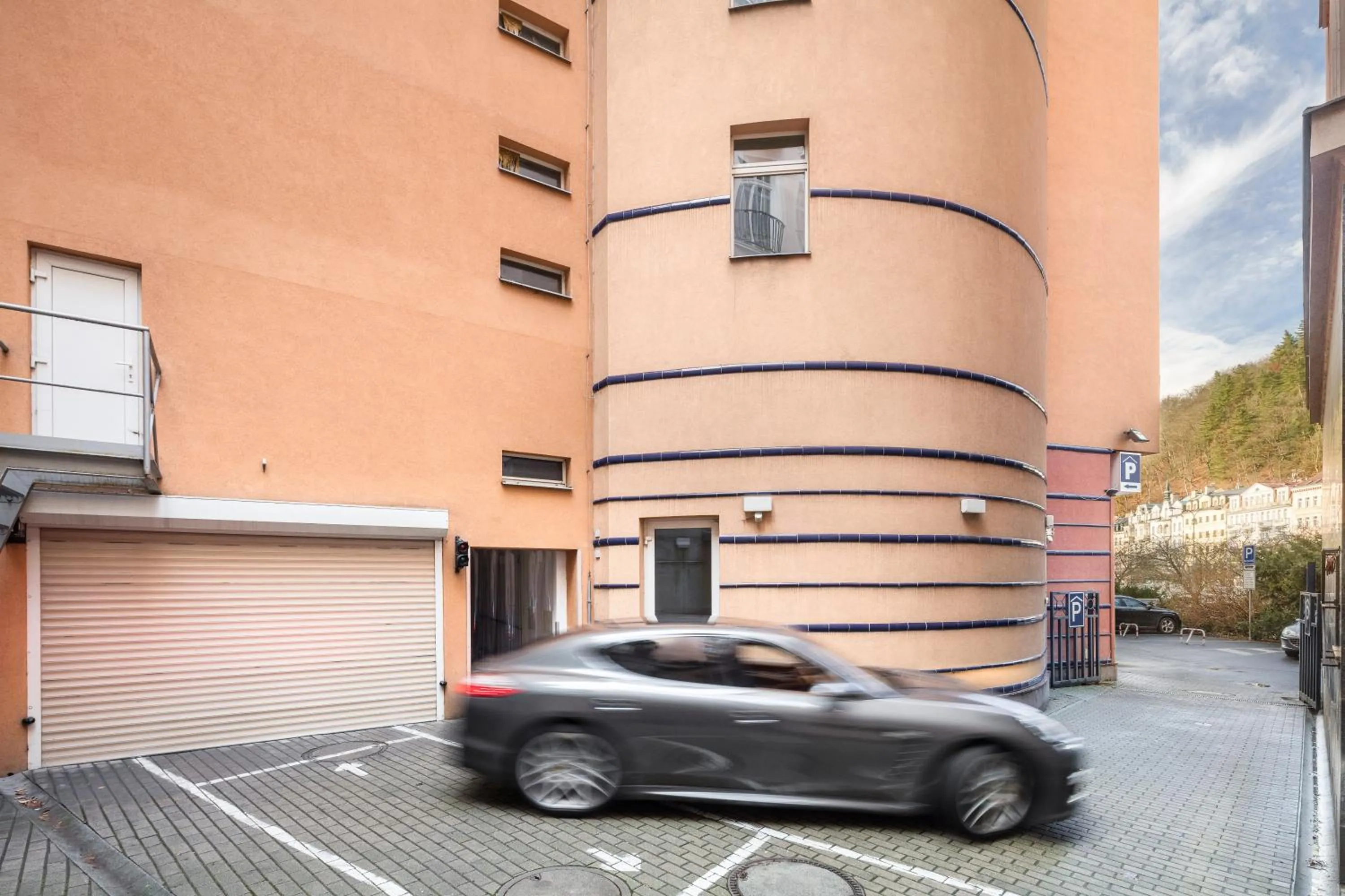 Area and facilities in Interhotel Central