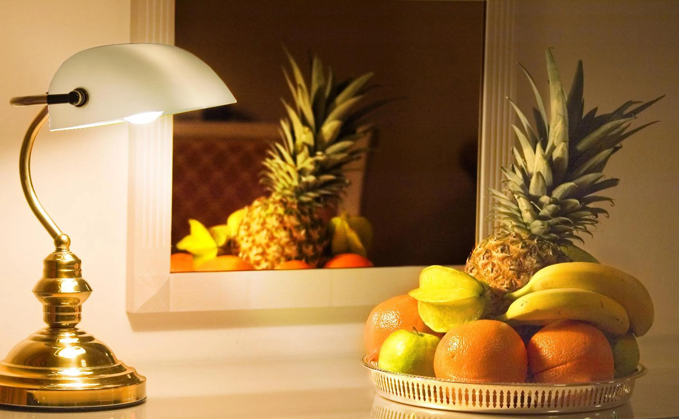 Food in Interhotel Central