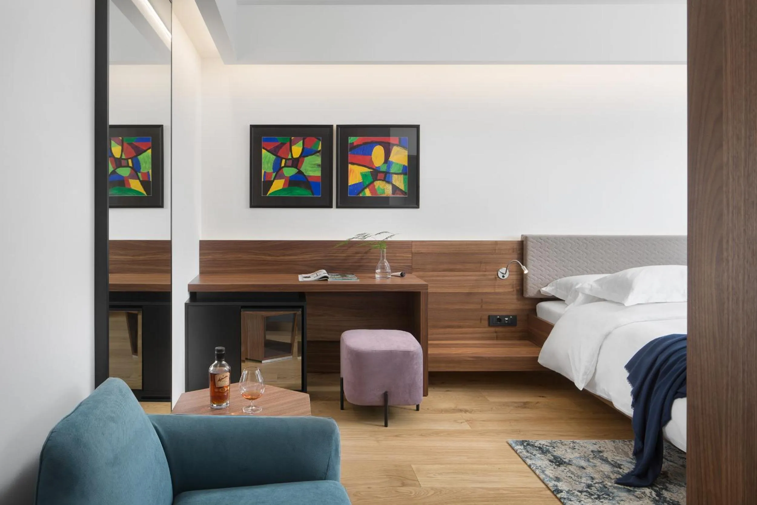 Photo of the whole room, Bed in Hotel Milan