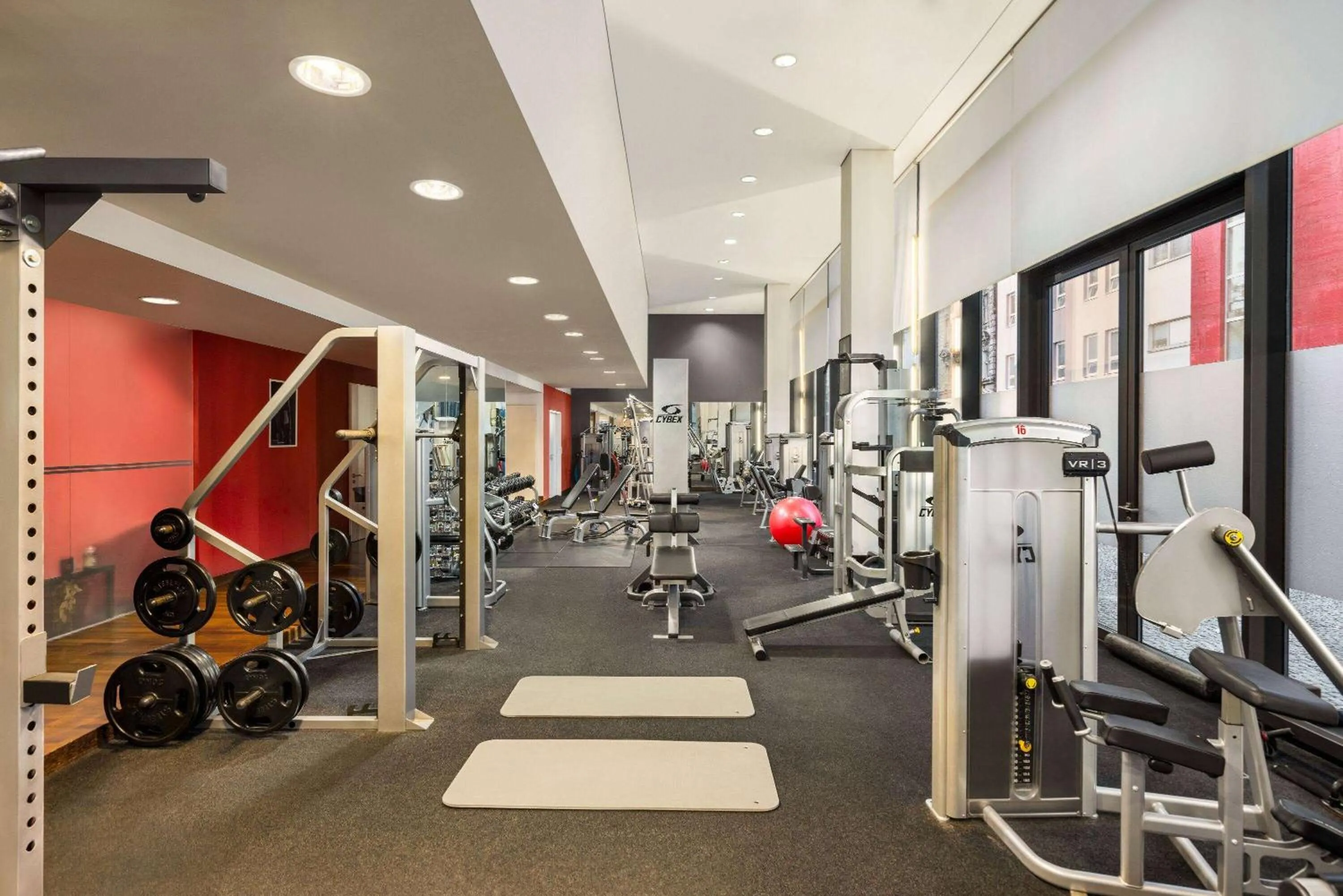 Fitness centre/facilities in Vienna House Easy by Wyndham Pilsen
