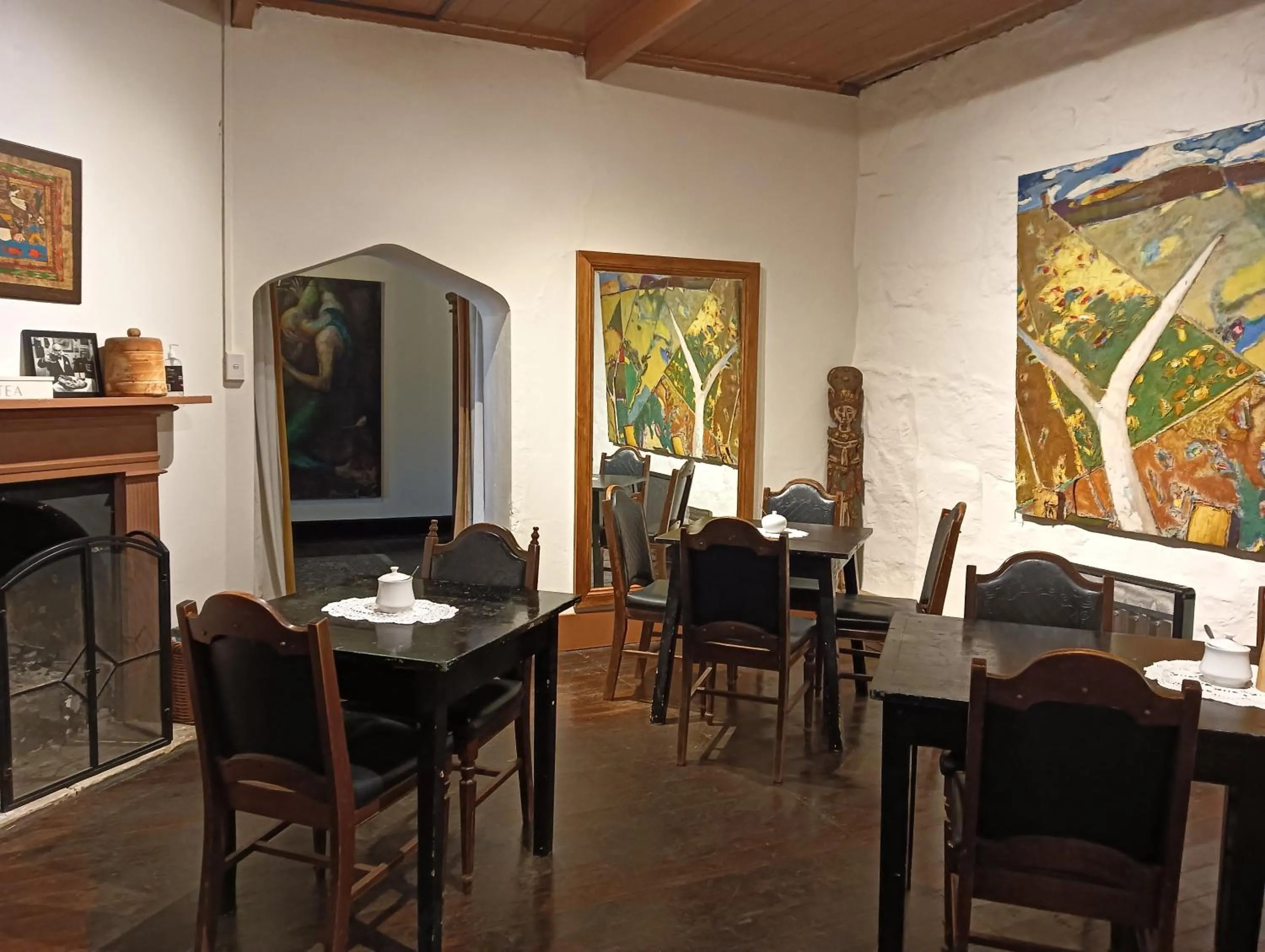 Breakfast in Old Colony Inn