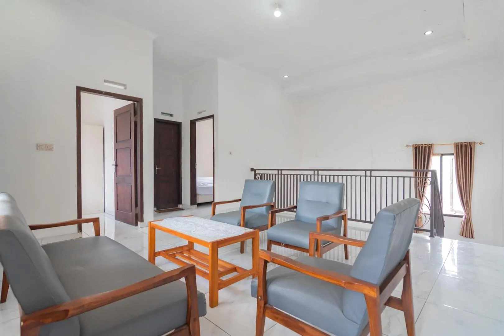 Living room in Small Homestay Syariah Sikembar Ciwidey Mitra RedDoorz