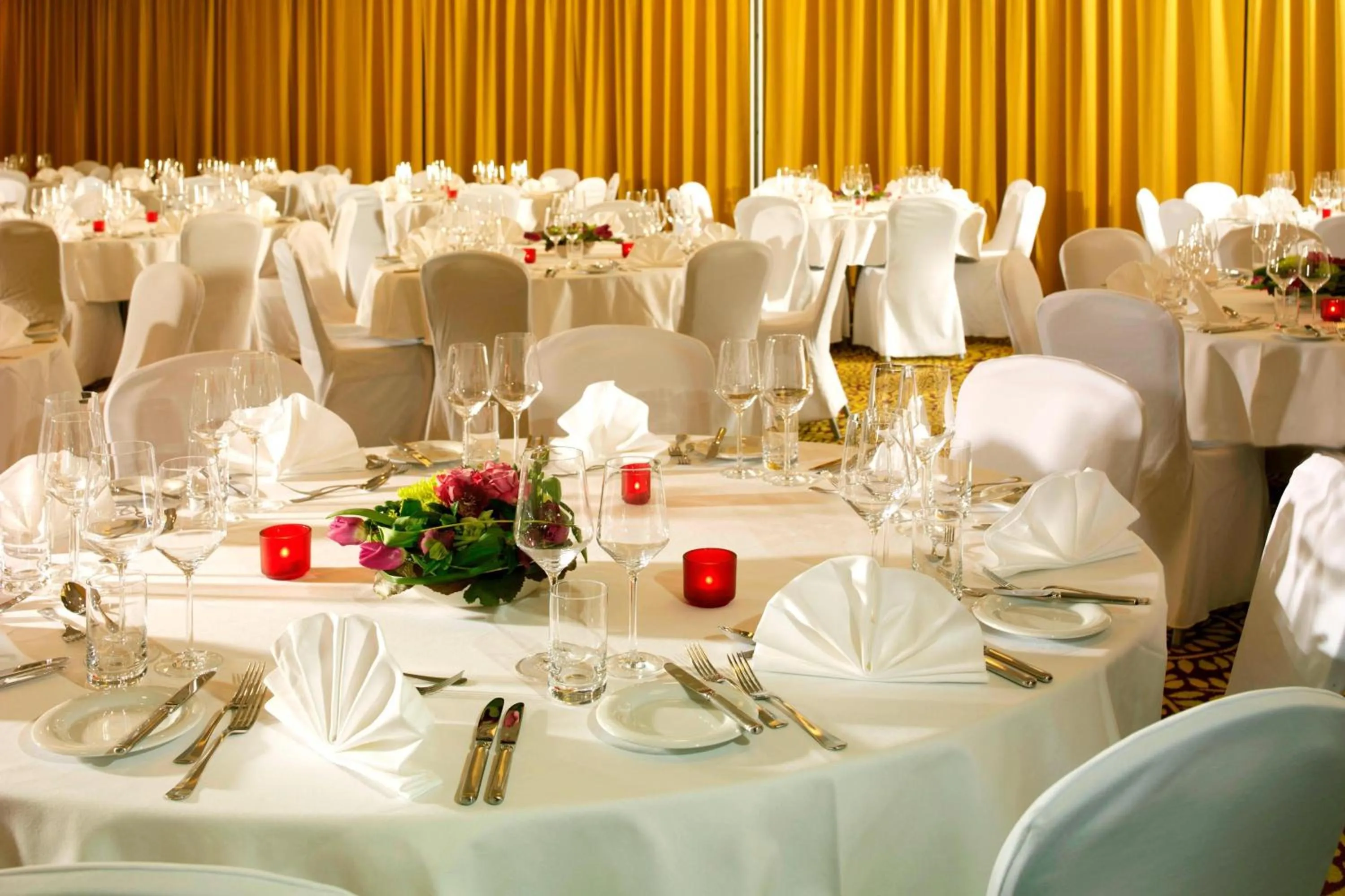 Banquet/Function facilities in Courtyard by Marriott Pilsen