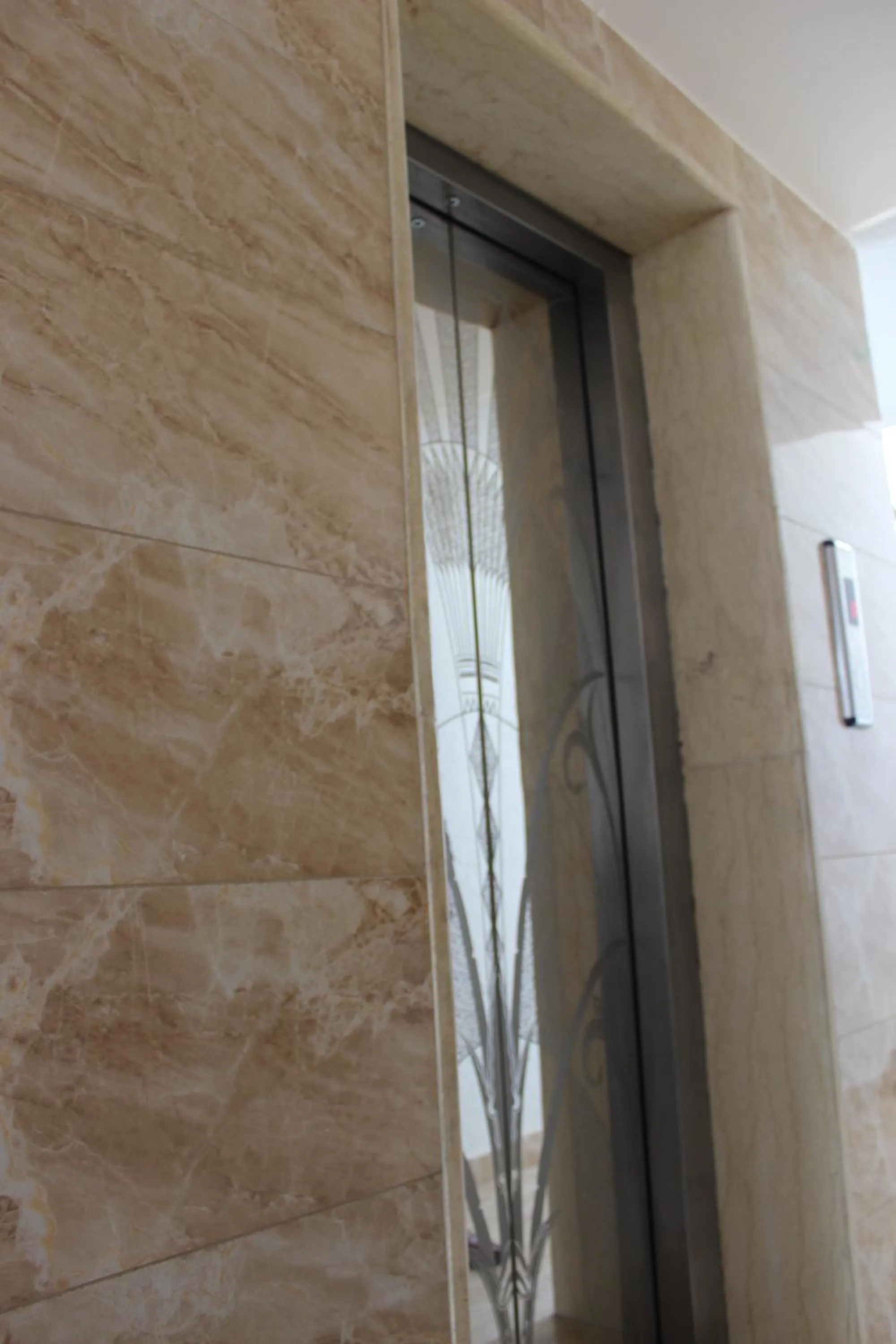 elevator in Baraka Al Aqaba Hotel Suites