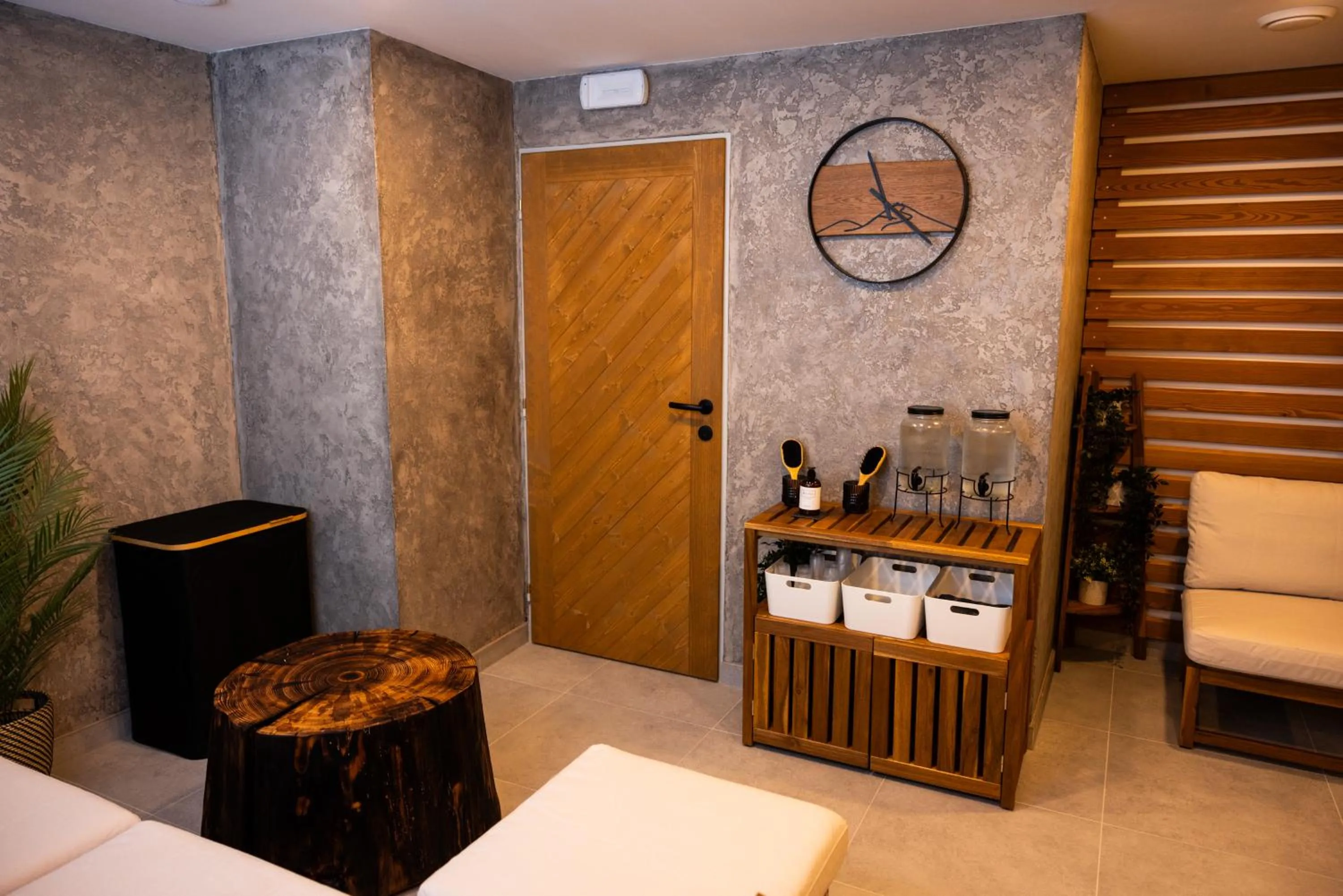 Spa and wellness centre/facilities, Bed in Hotel Sněžka