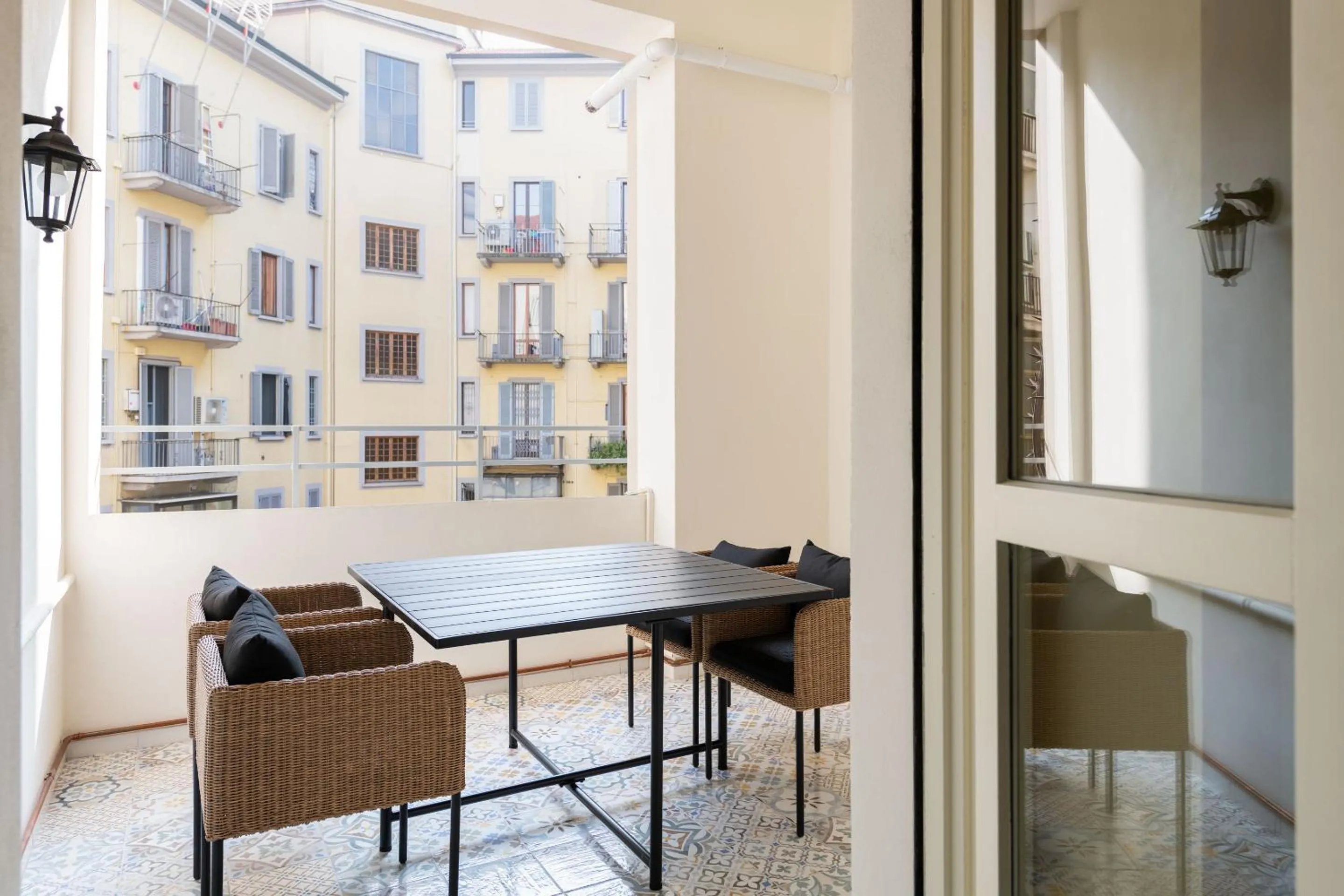 Balcony/Terrace in Heart Milan Apartments Sforza Duomo