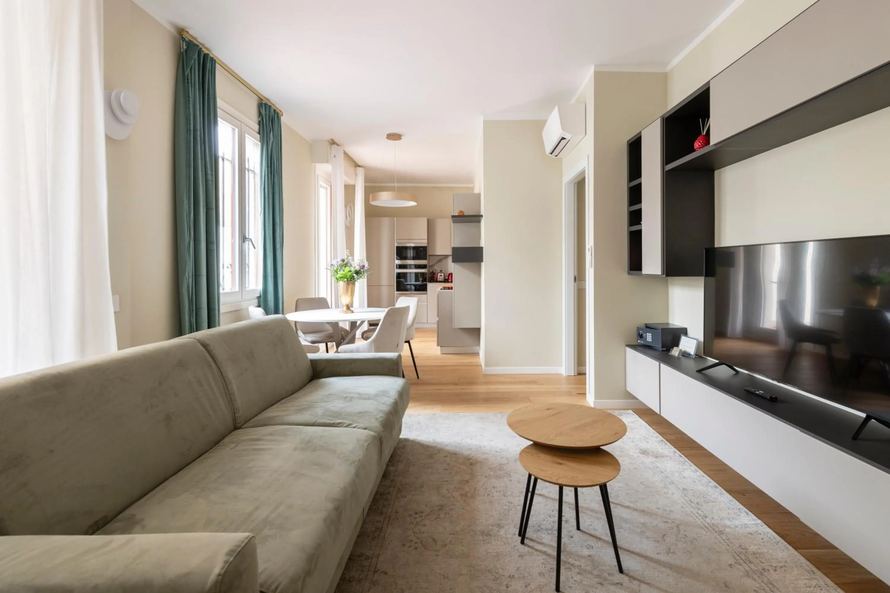 Living room in Heart Milan Apartments Sforza Duomo