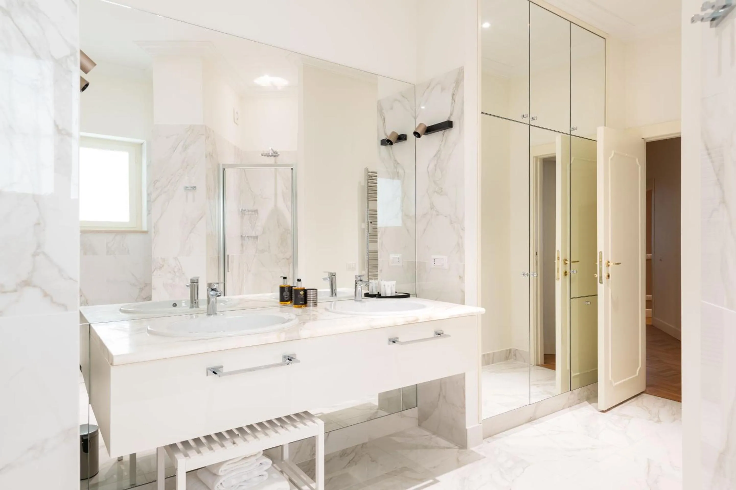 Bathroom in Heart Milan Apartments Sforza Duomo