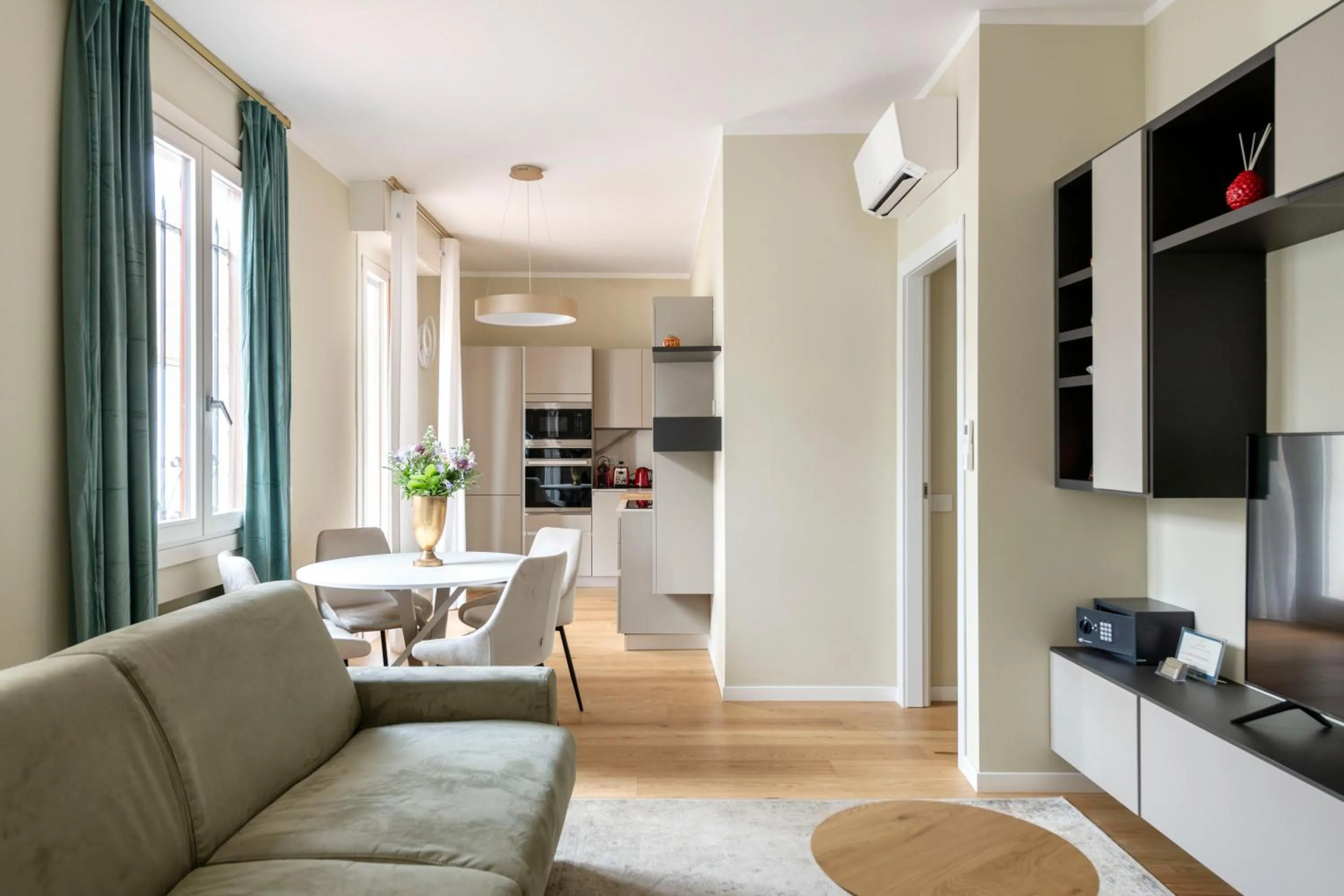 Living room in Heart Milan Apartments Sforza Duomo