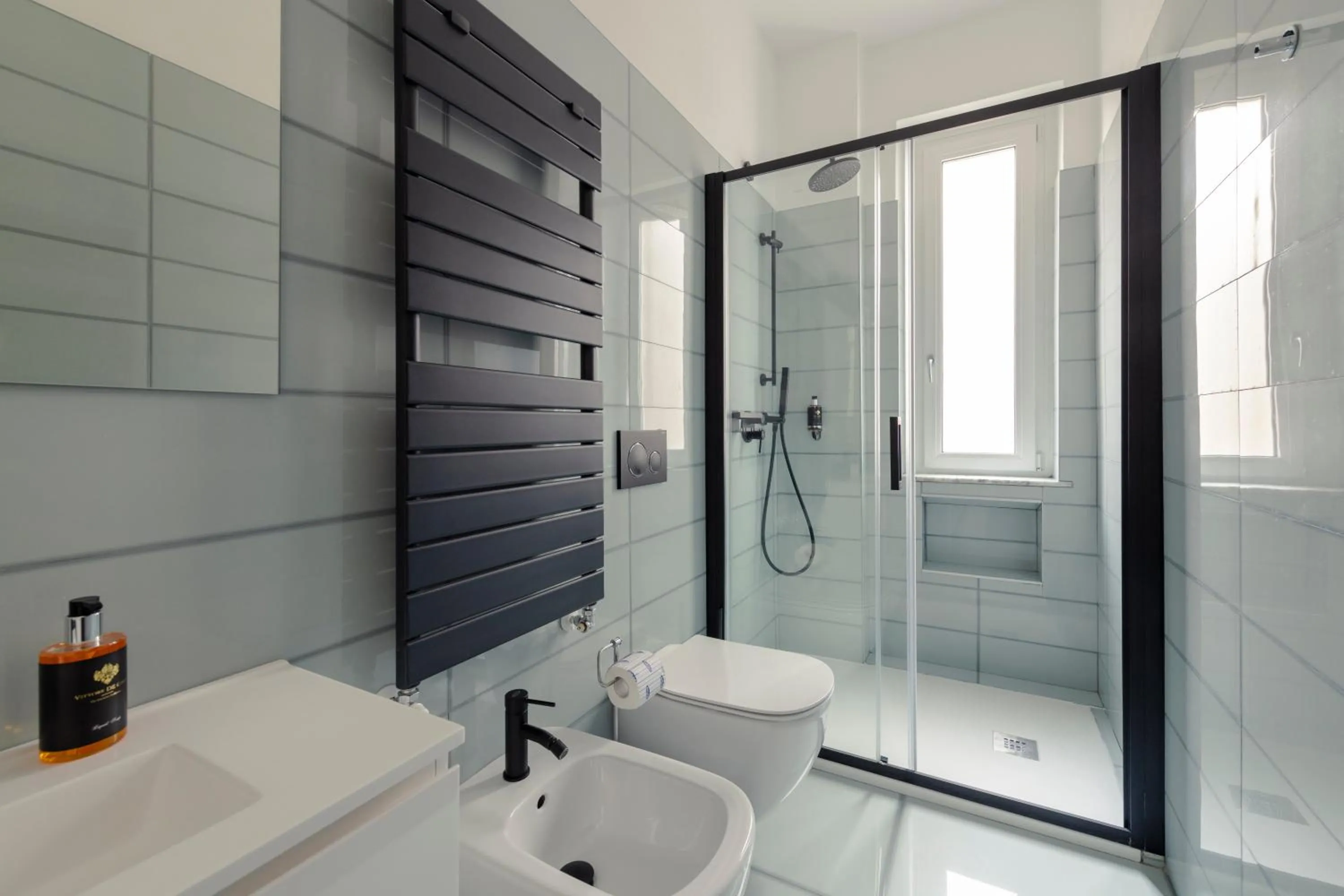 Bathroom in Heart Milan Apartments Sforza Duomo