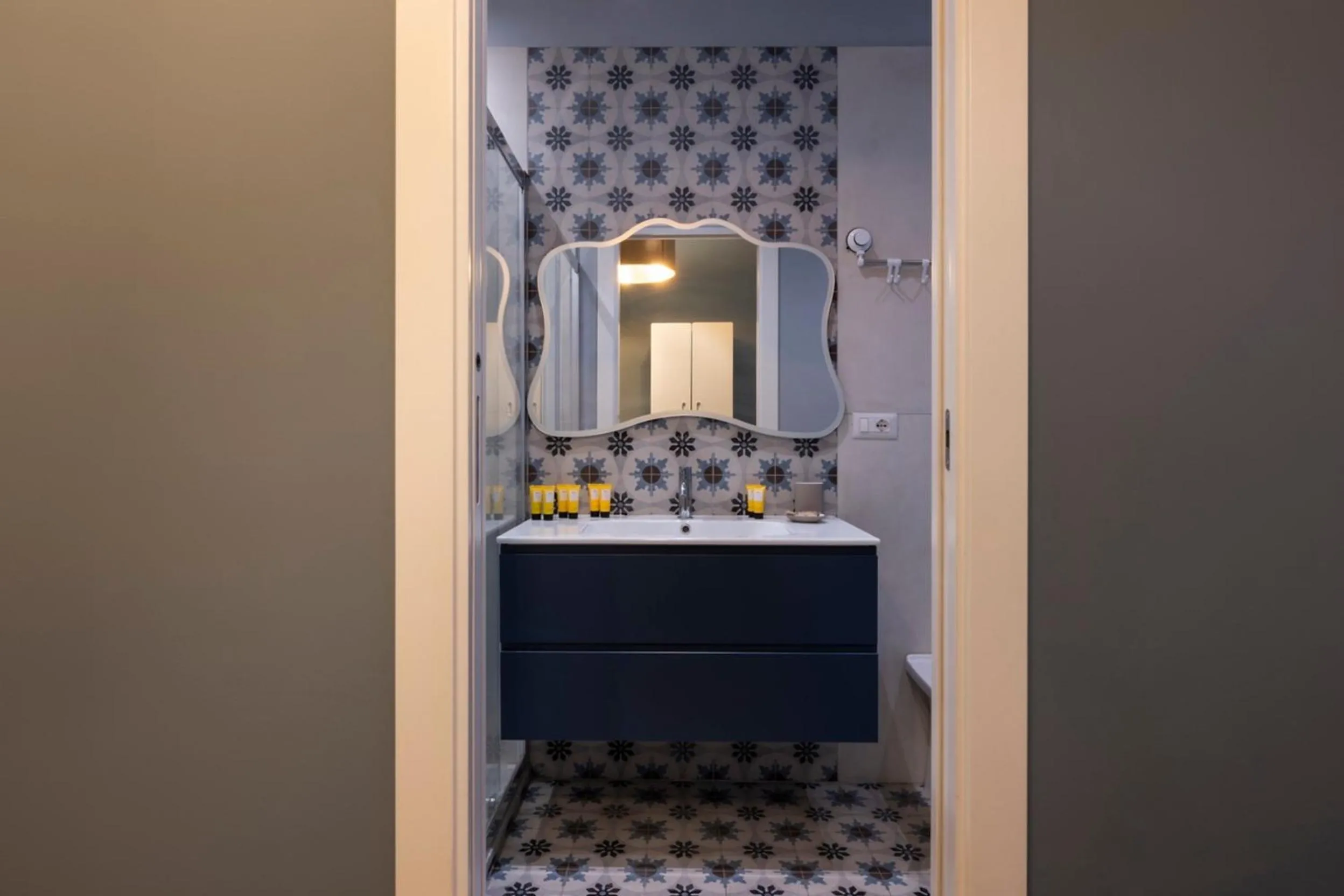 Bathroom in Heart Milan Apartments Sforza Duomo