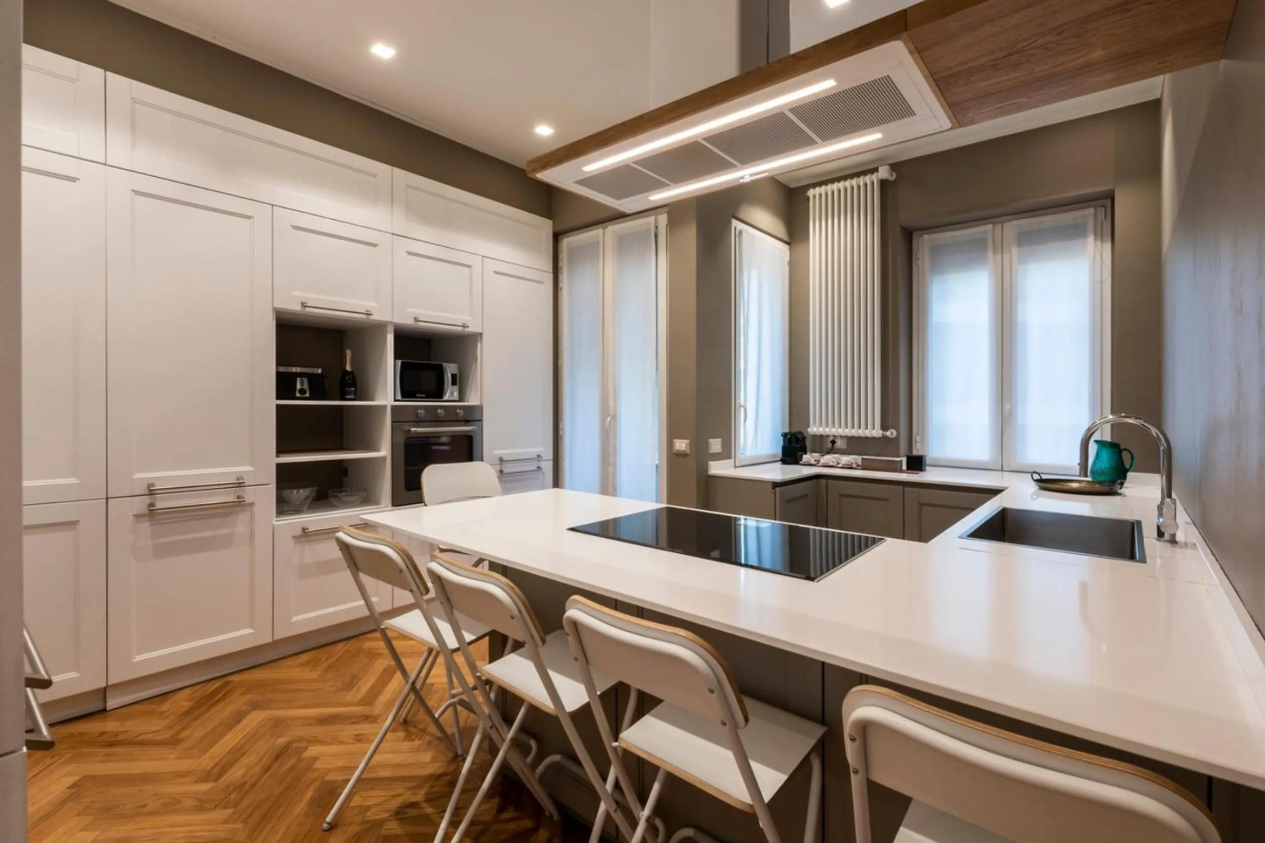 Dining area in Heart Milan Apartments Sforza Duomo